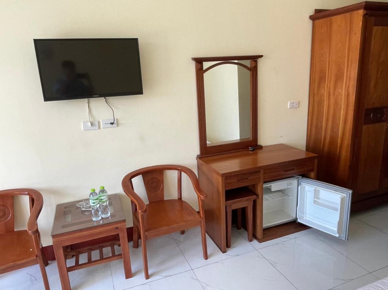 Twin Room with Balcony - Photo 5