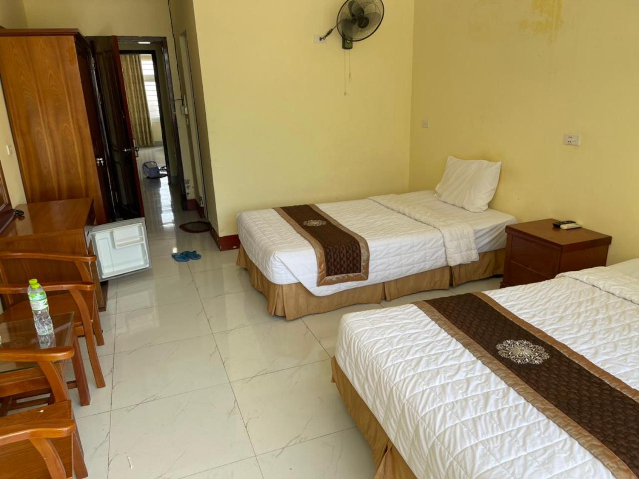 Twin Room with Balcony - Photo 2