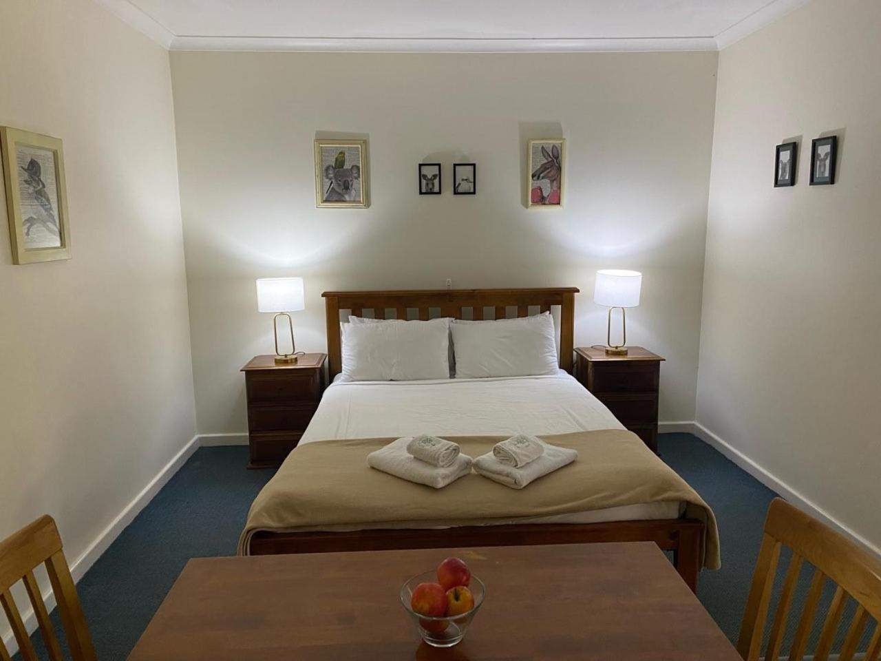 Family Room - Photo 8