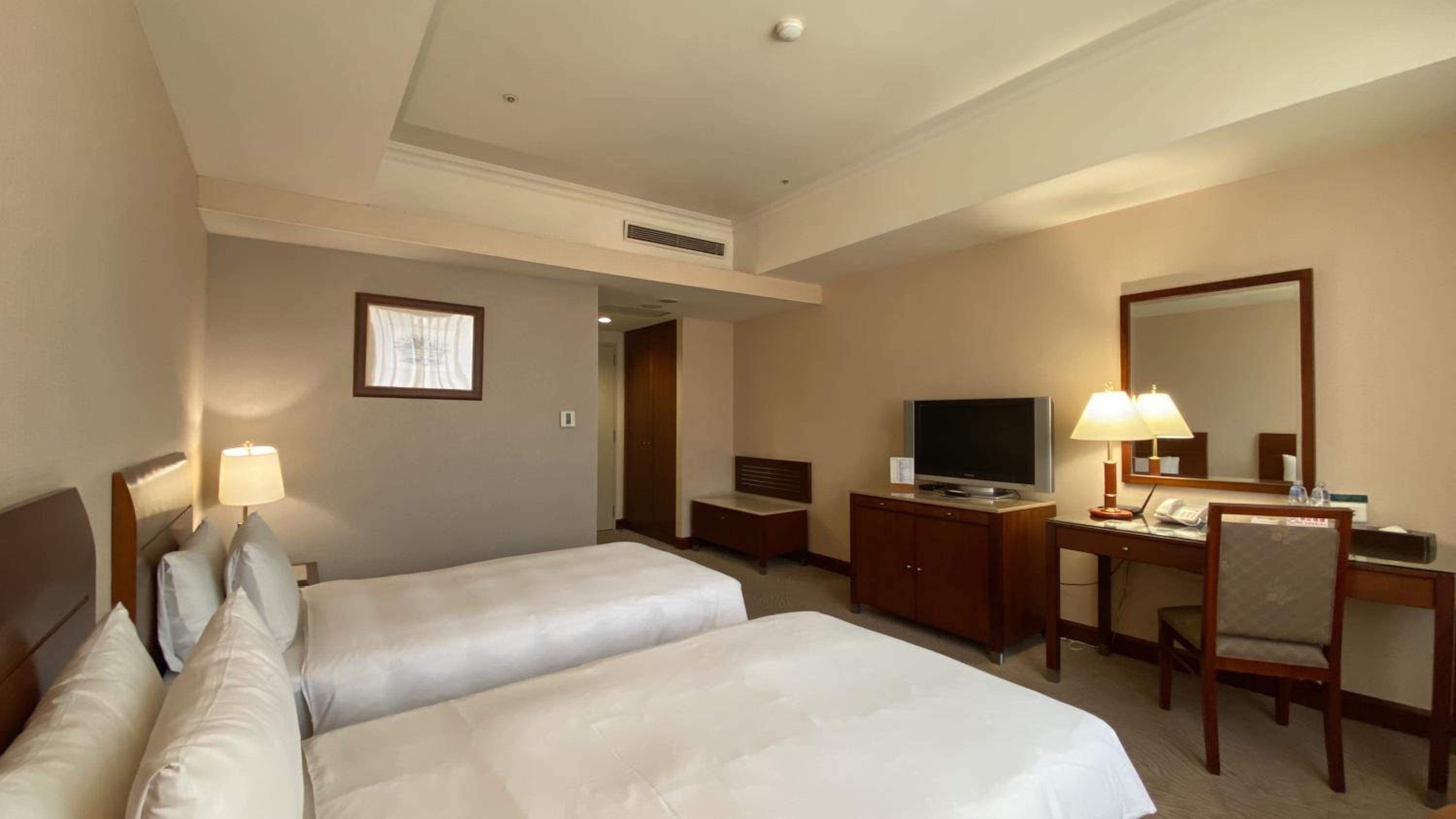 Classic Twin Room - Photo 9