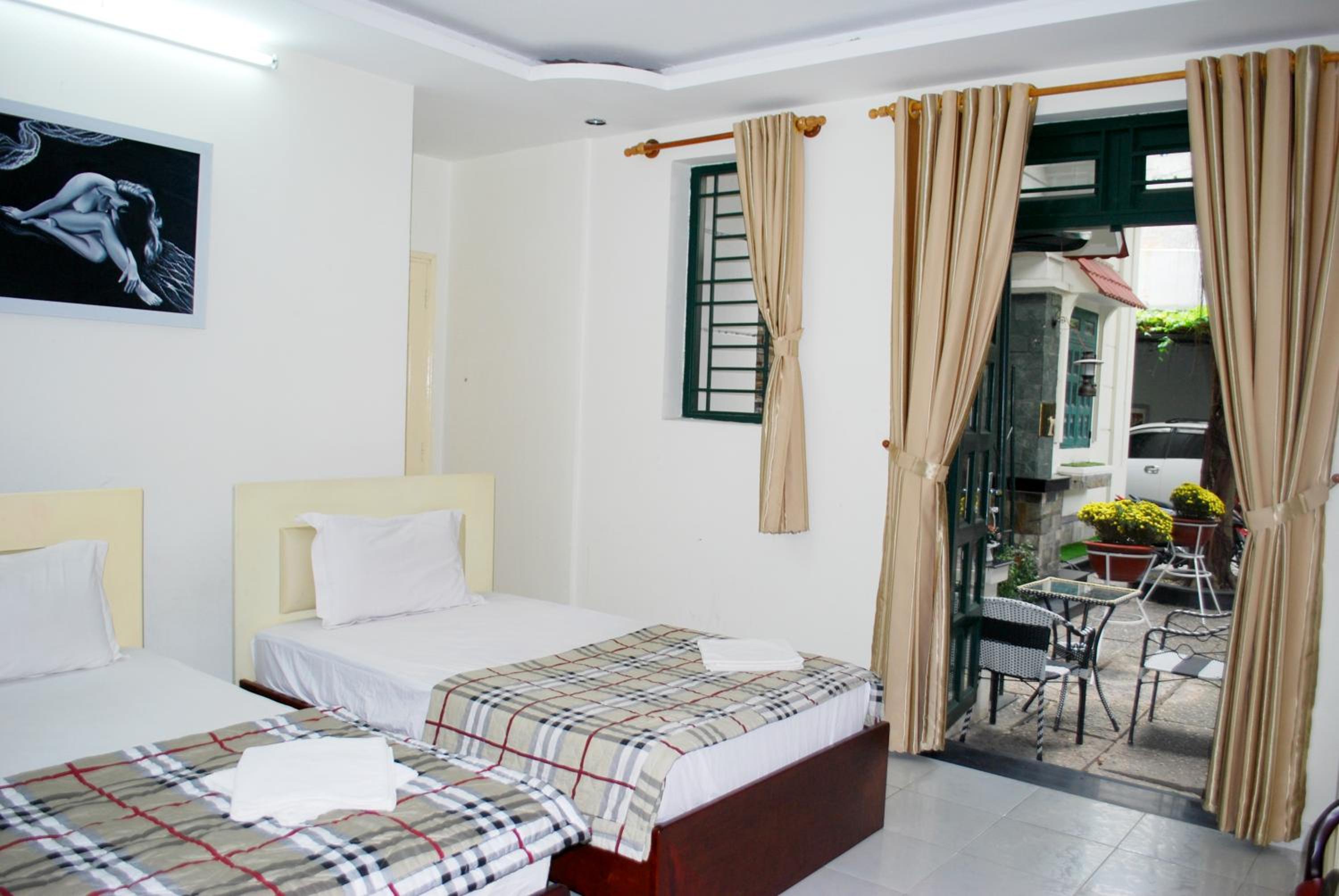Double or Twin Room with Garden View