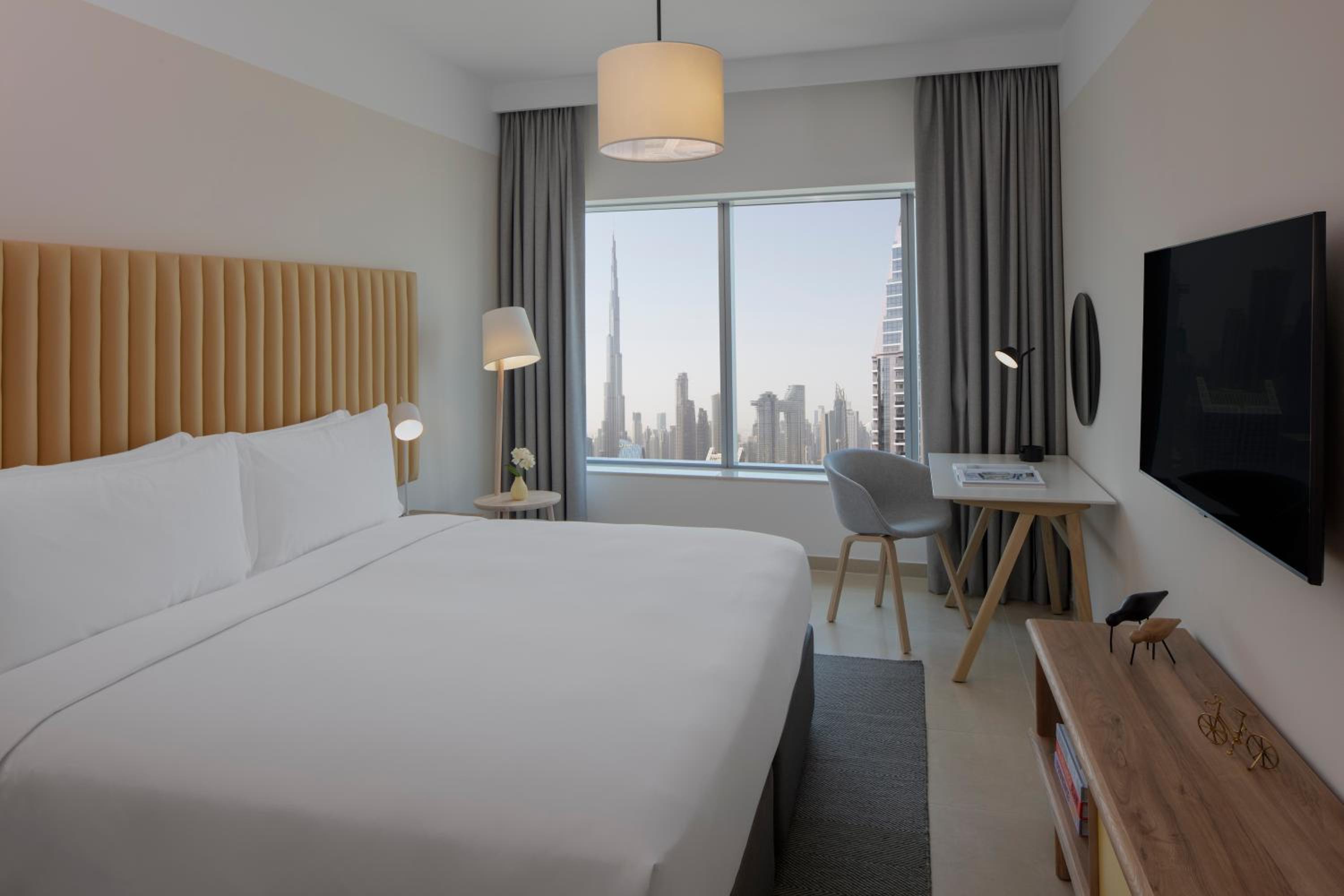 Three-Bedroom Suite with Balcony