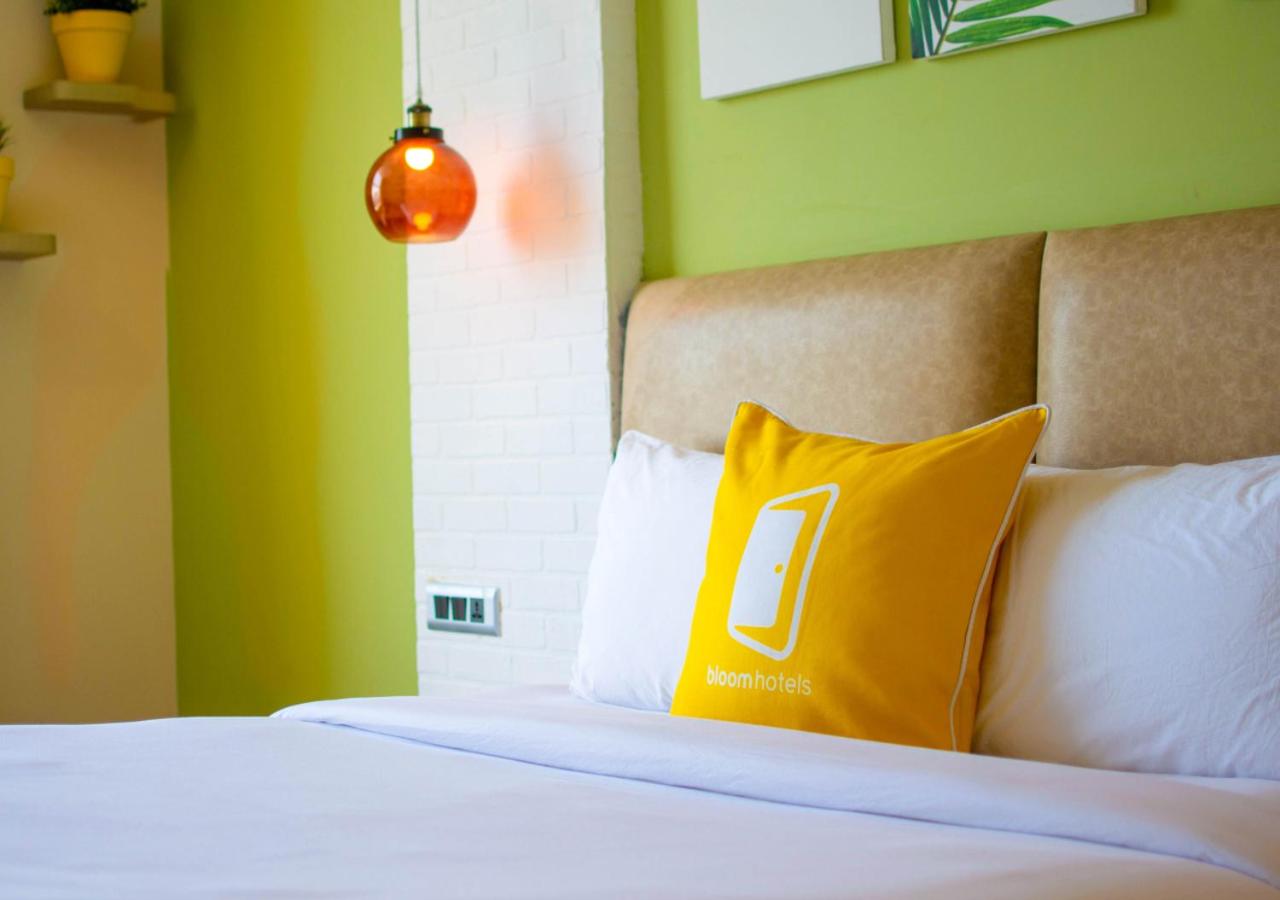 Standard King Room - Photo 1