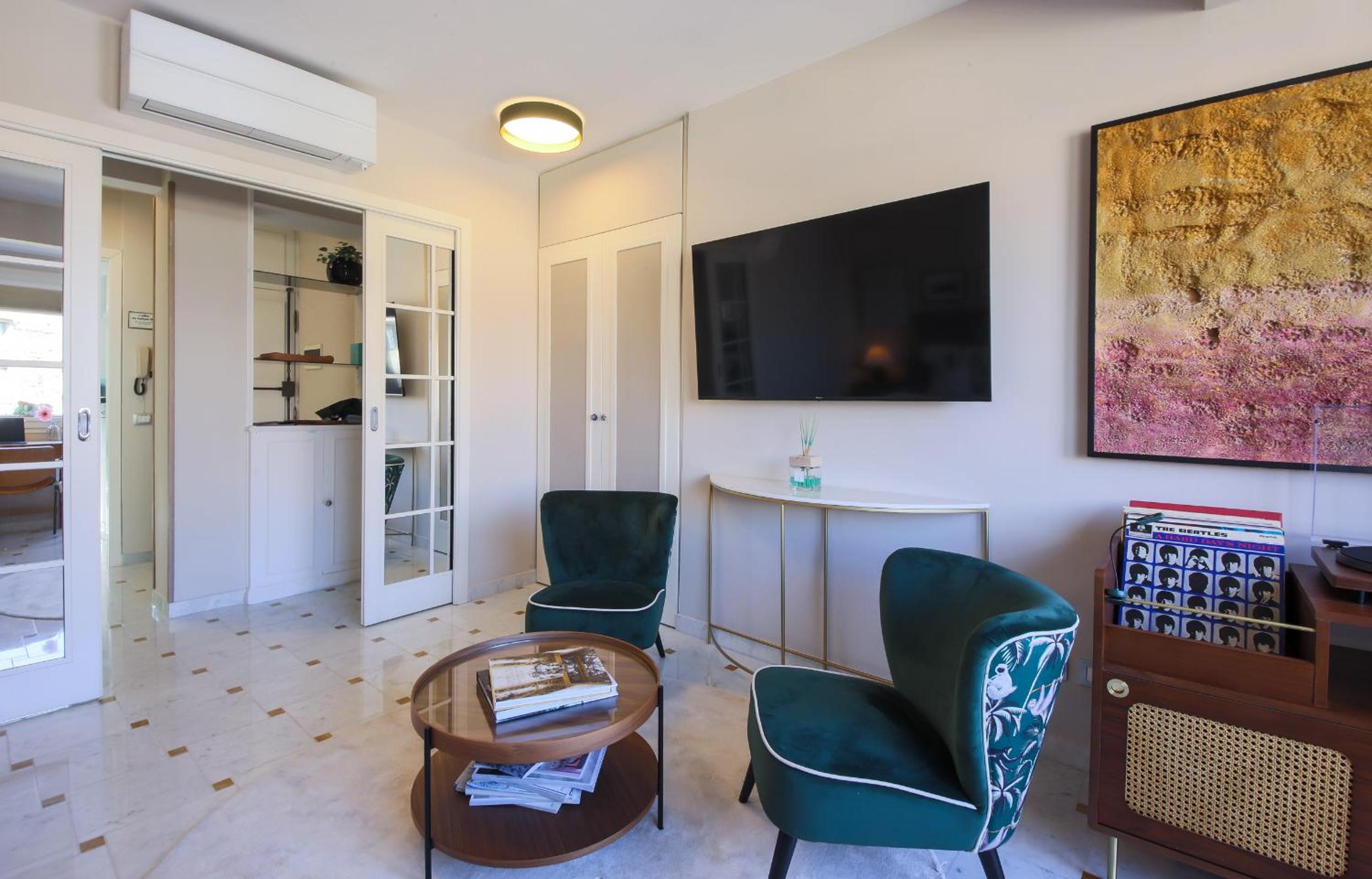Apartment with Terrace