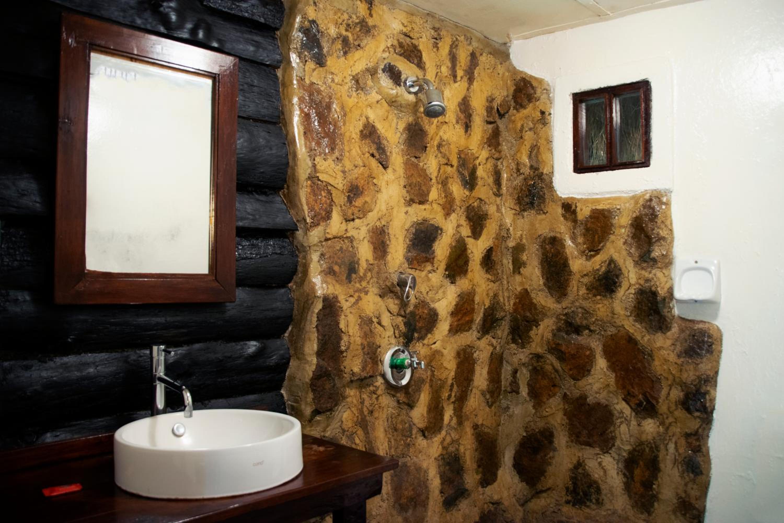 Single Room with Private Bathroom photo 1