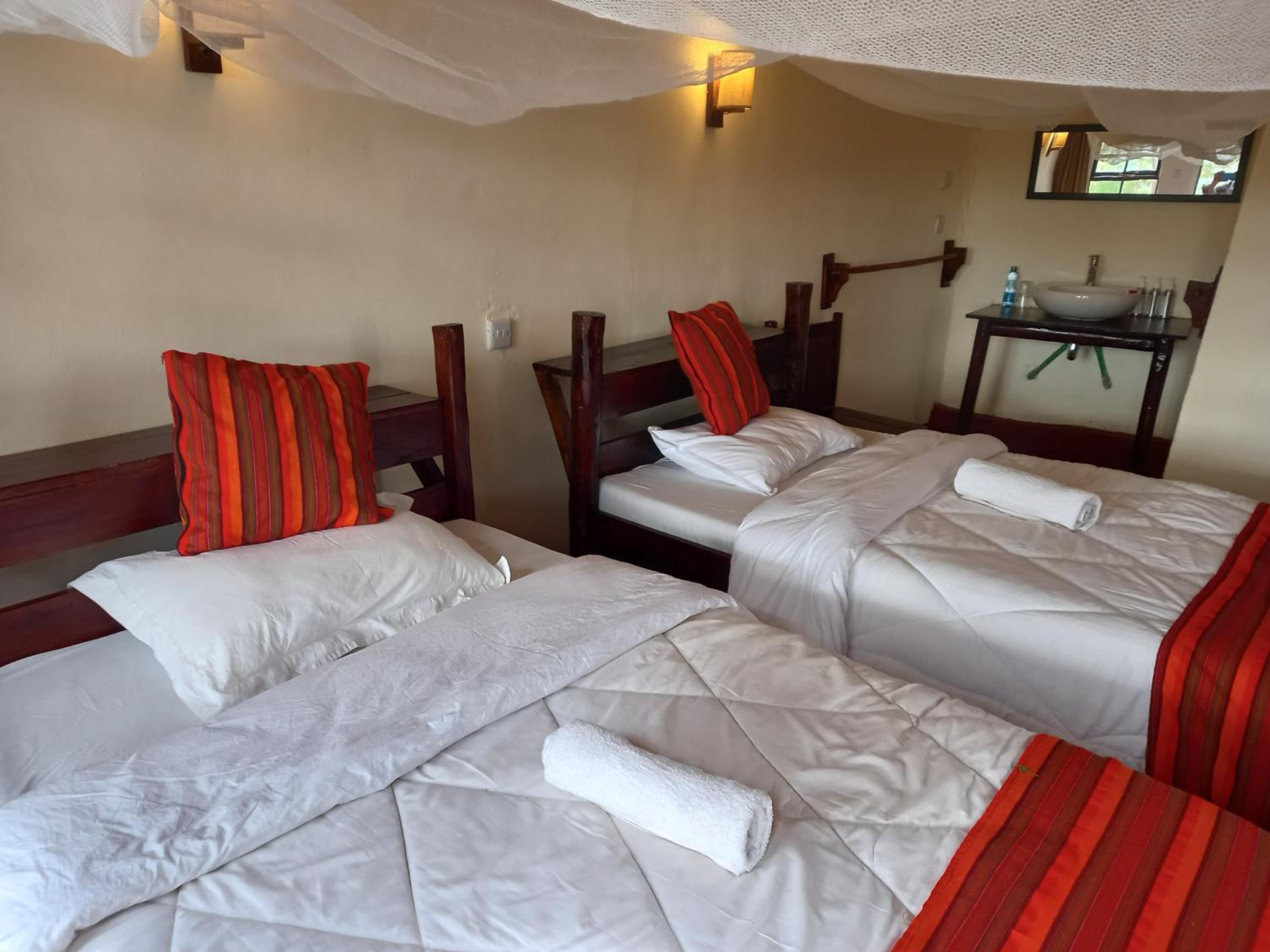 Double Room with Private Bathroom photo 1