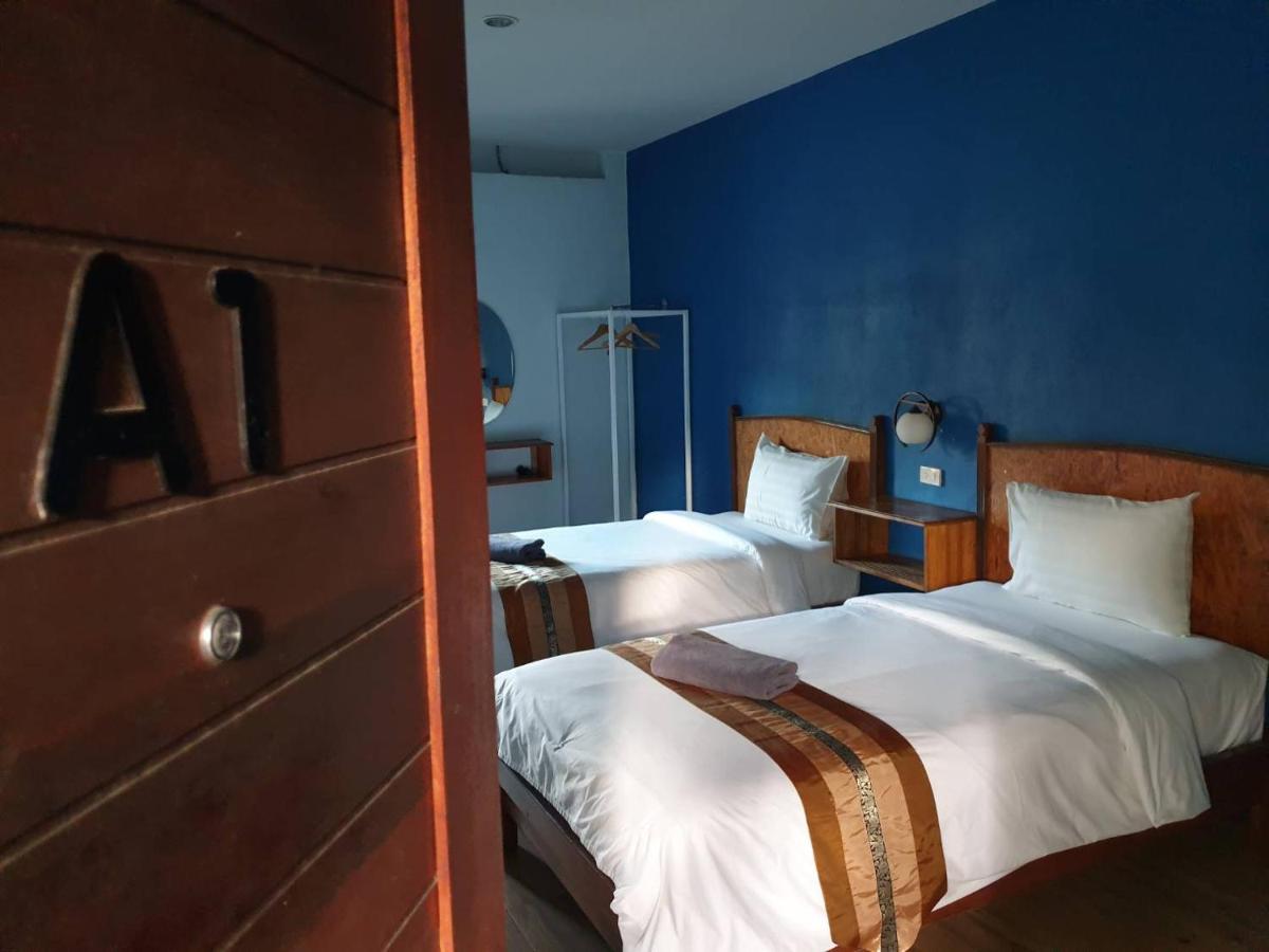 Deluxe Twin Room - Photo 2