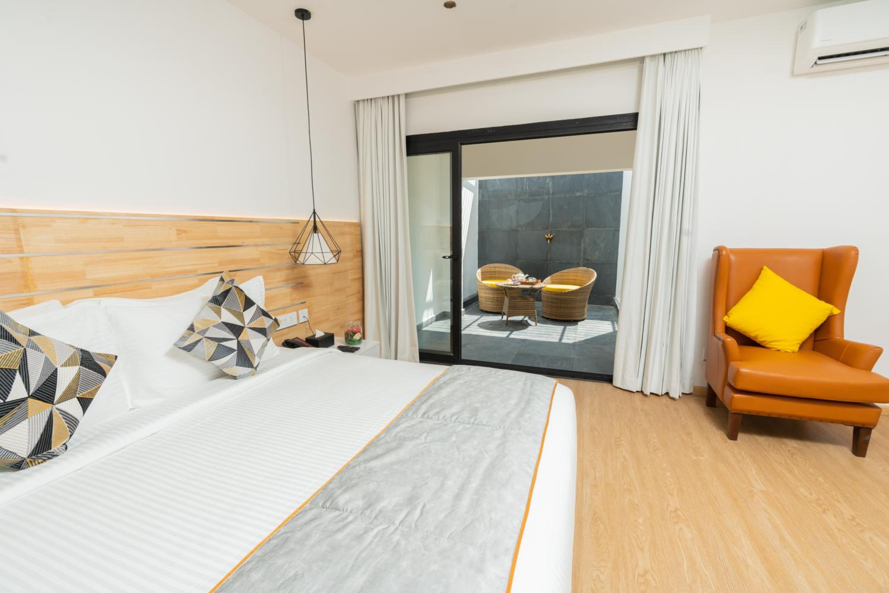 Double Room - Photo 15