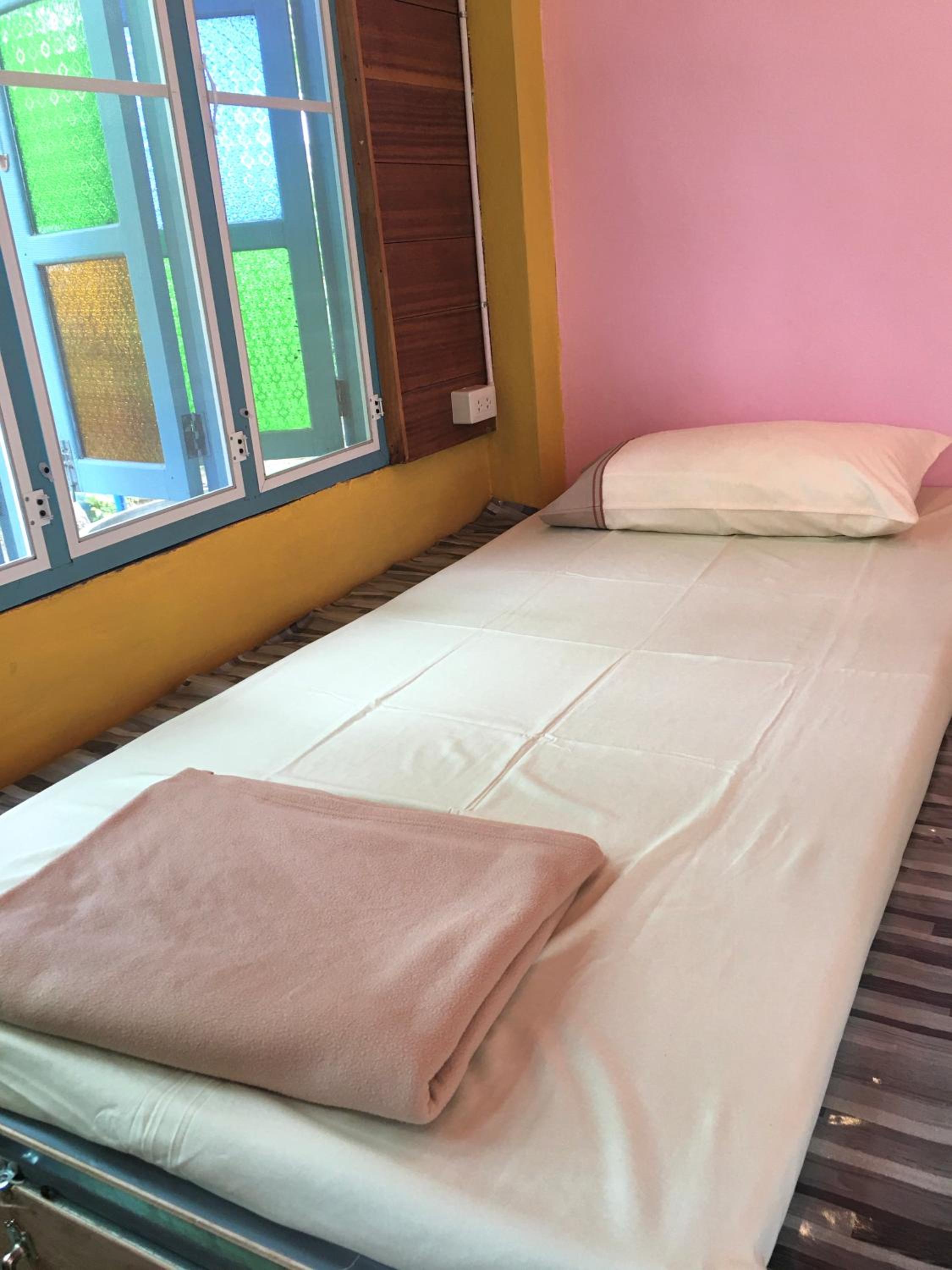 Single Bed in Female Dormitory Room photo 2