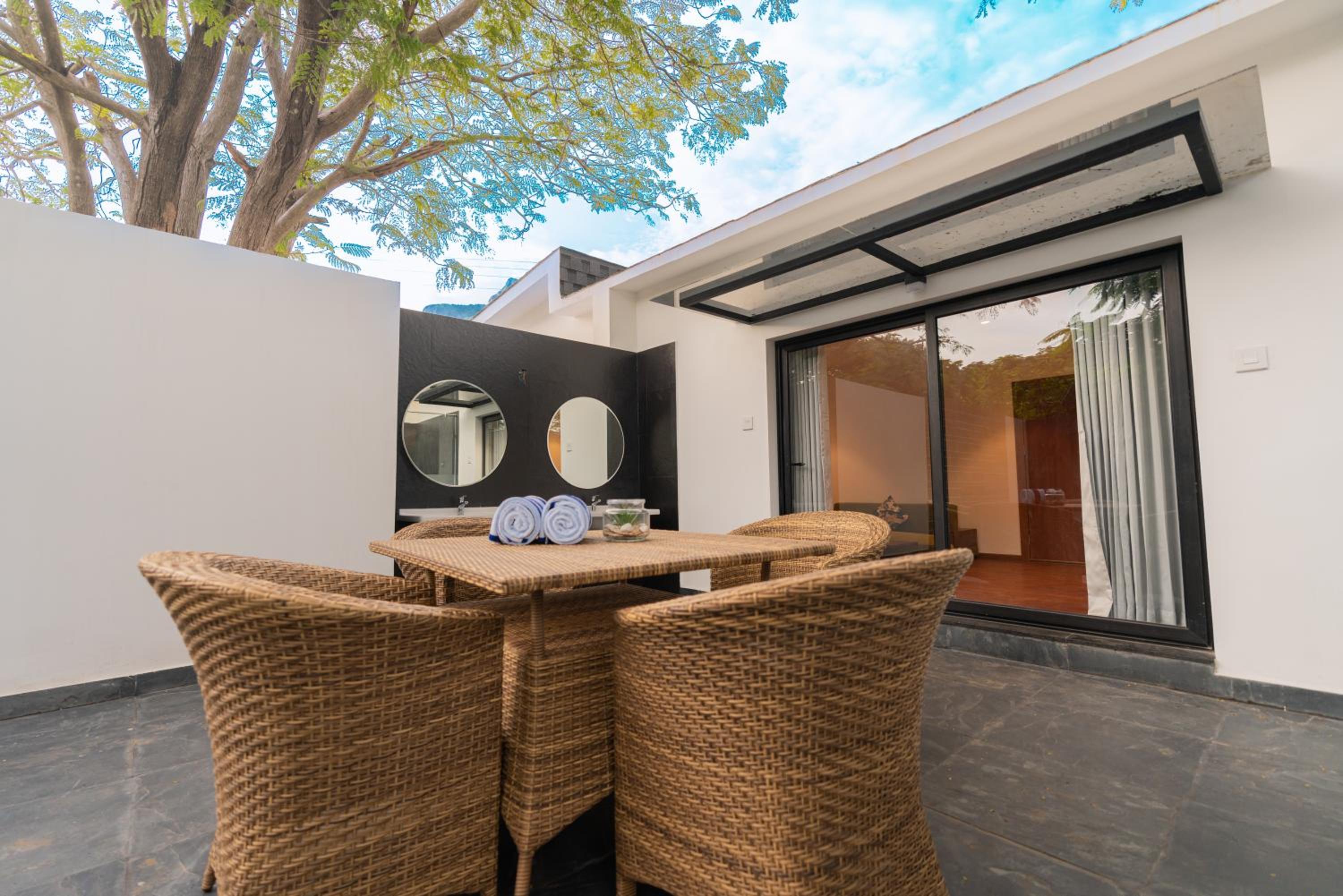 Villa with Private Pool photo 3