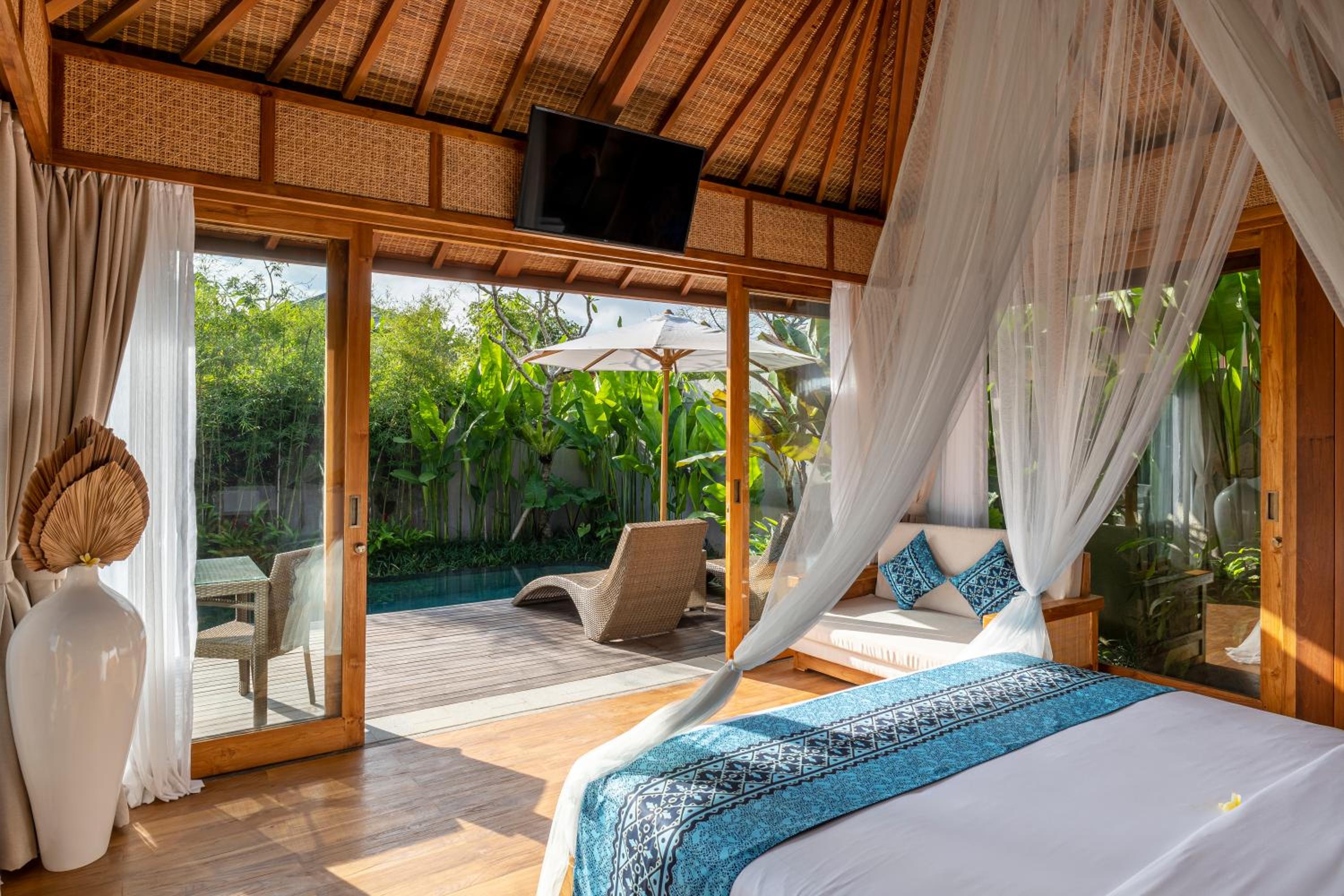 One-Bedroom Pool Villa With Free Daily Luxury Spa Treatment - Photo 5