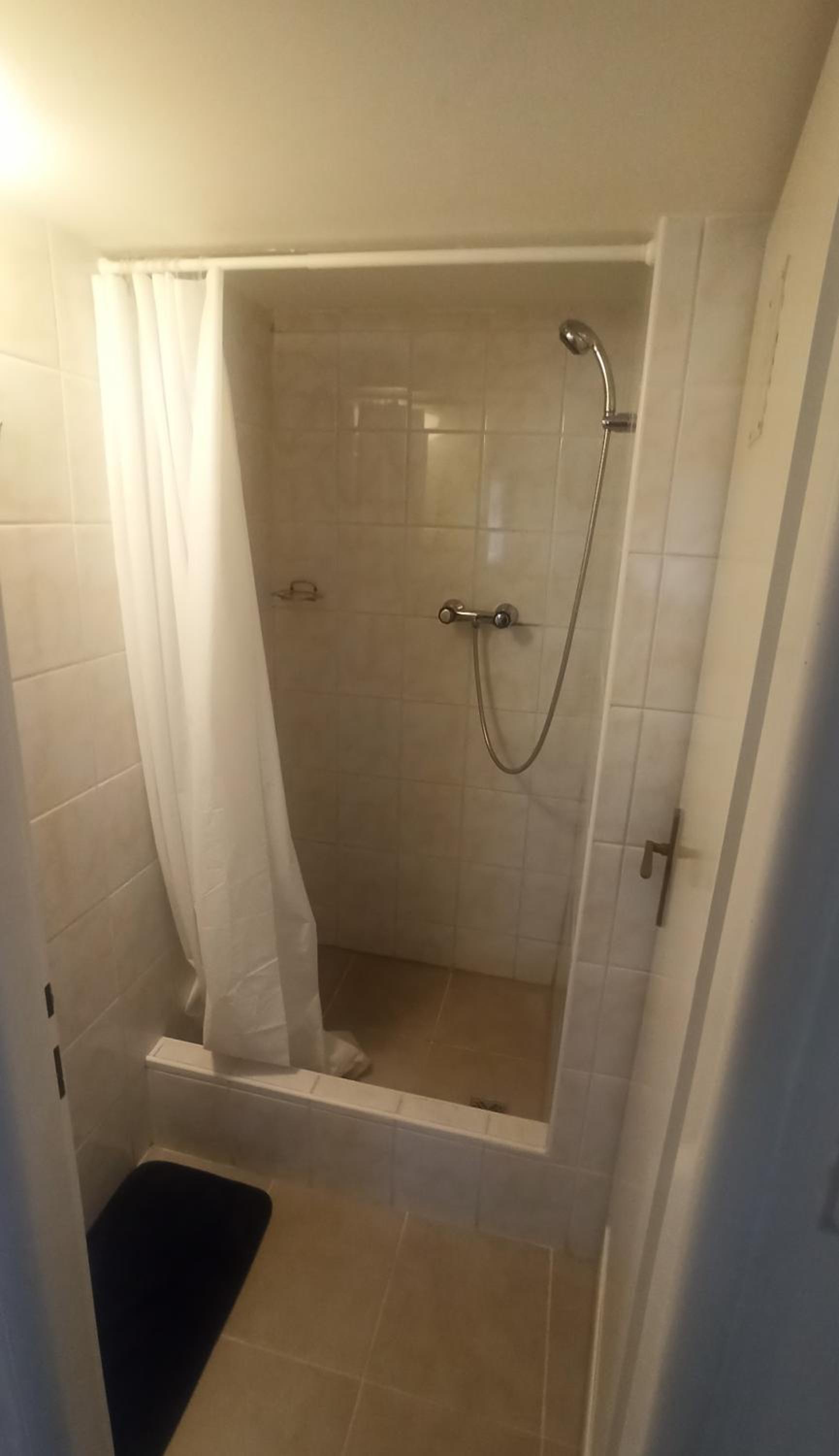 Double Room with Private External Bathroom photo 3