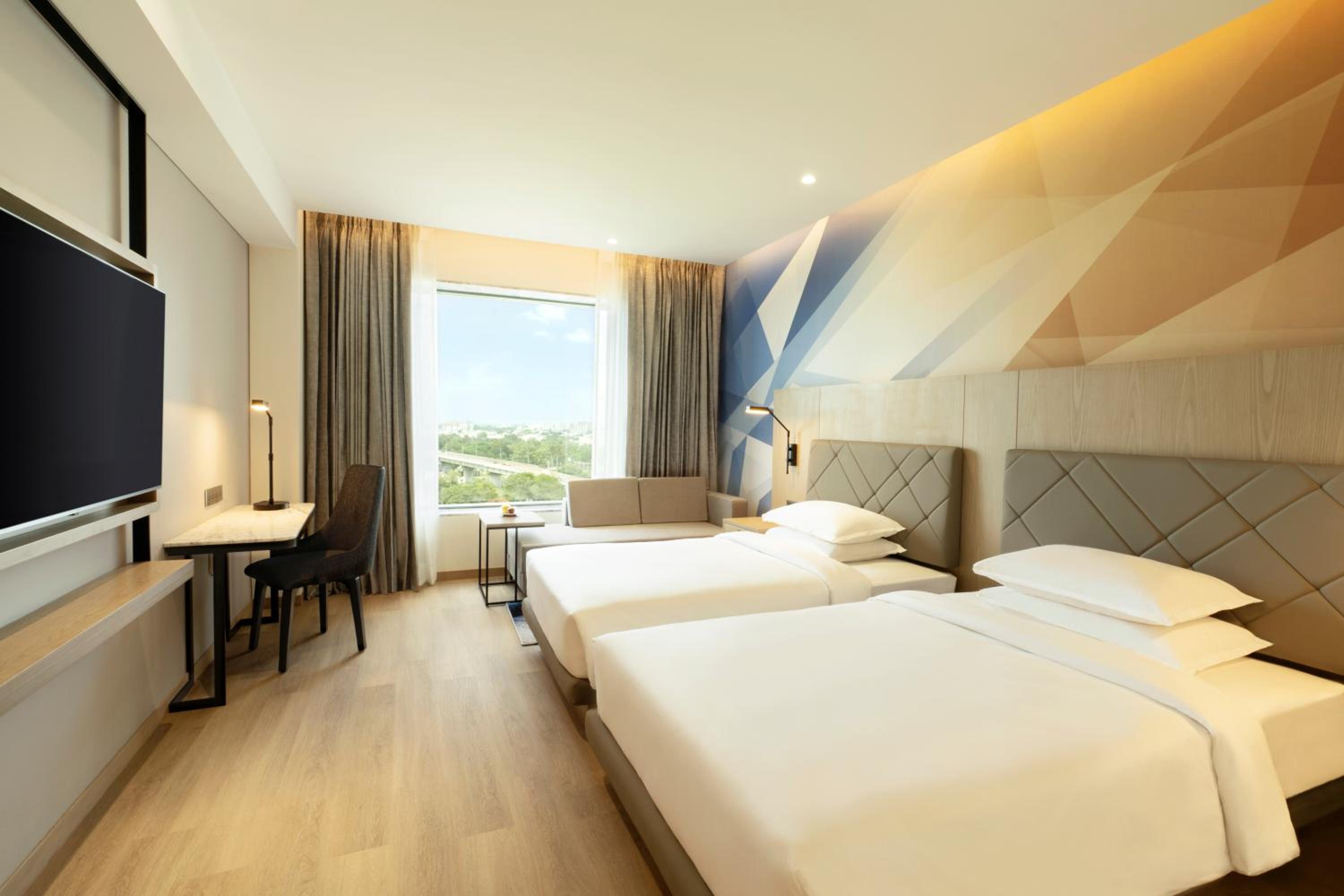 Twin Room with View - Photo 8