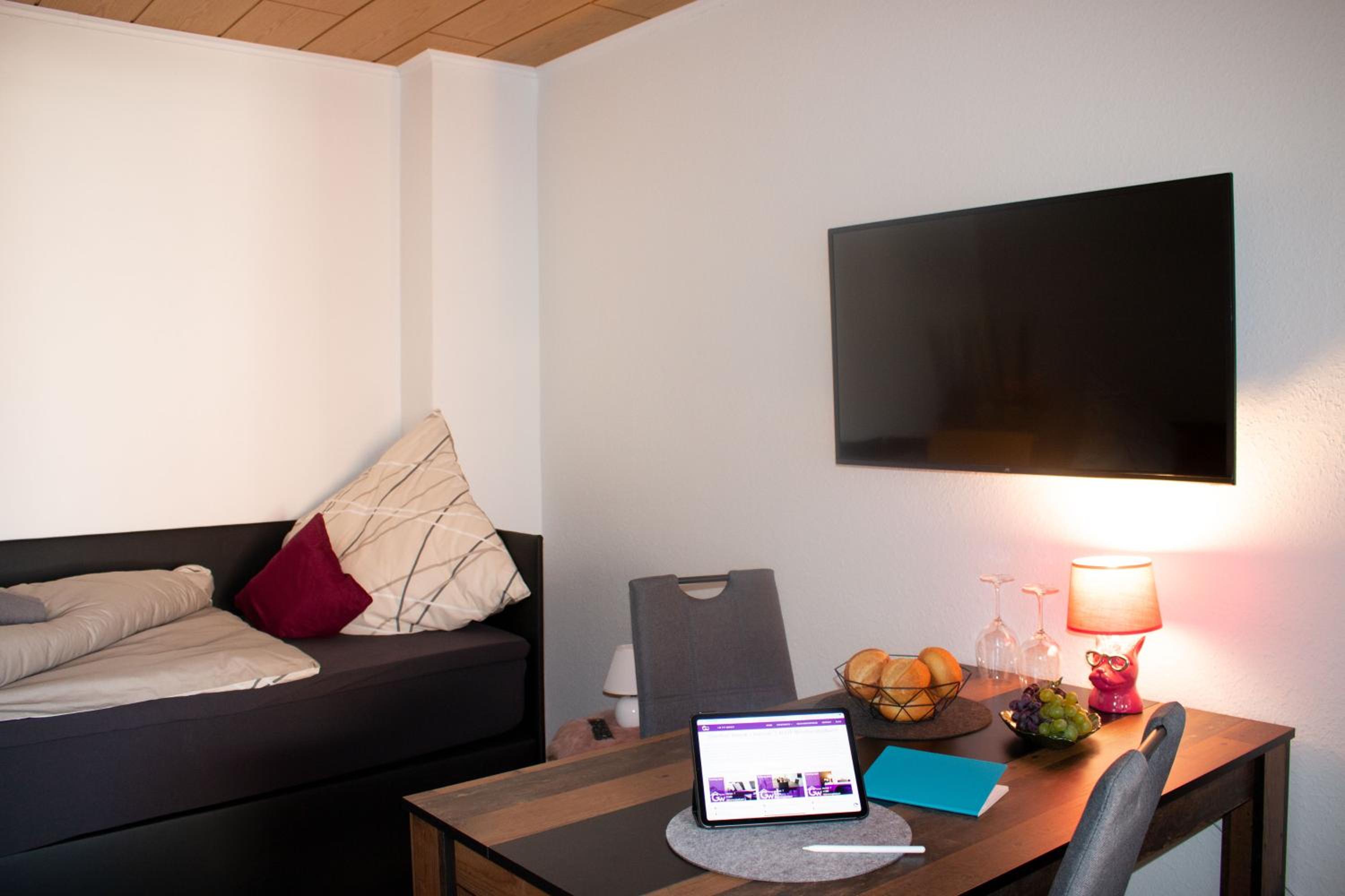 Three-Bedroom Apartment photo 3