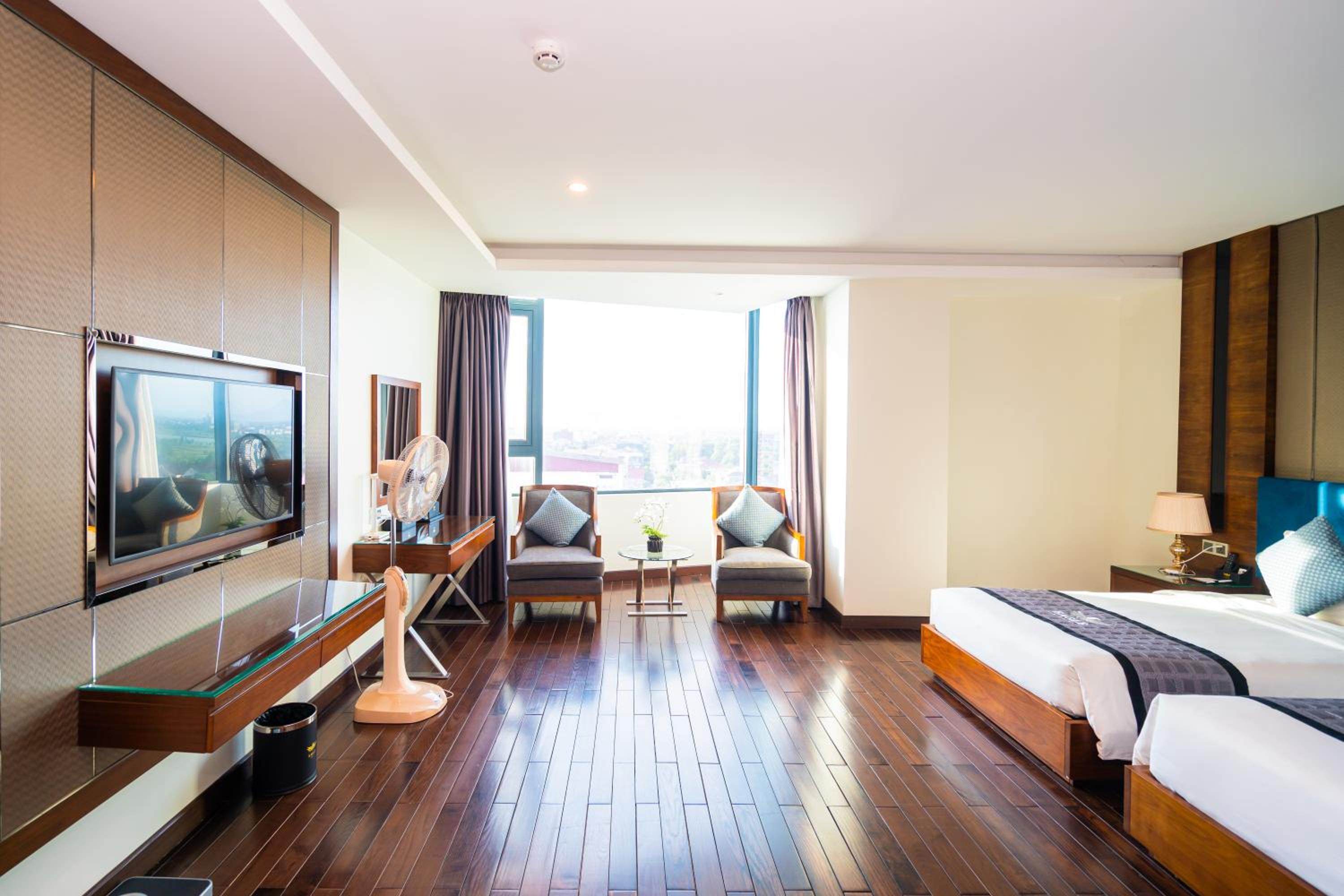 Triple Room with Bath photo 1