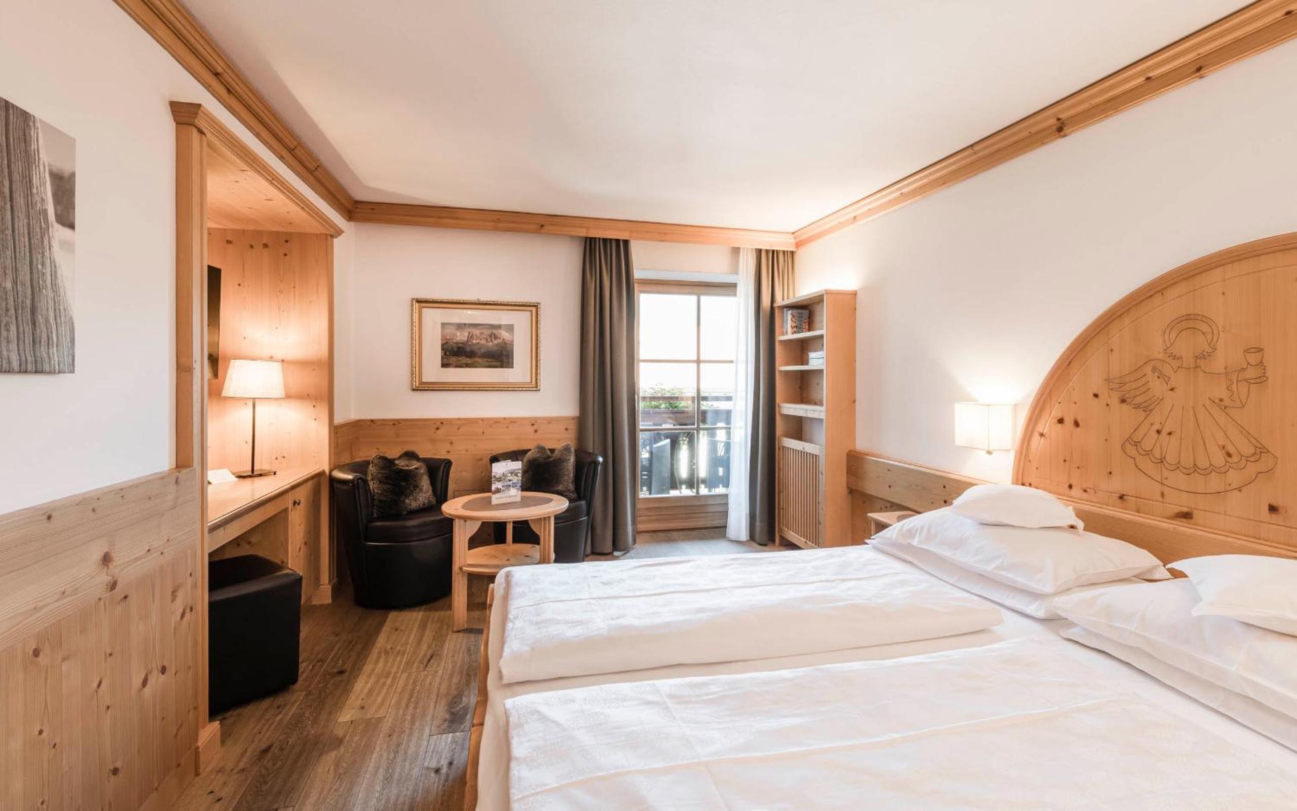 Standard Double or Twin Room photo 1