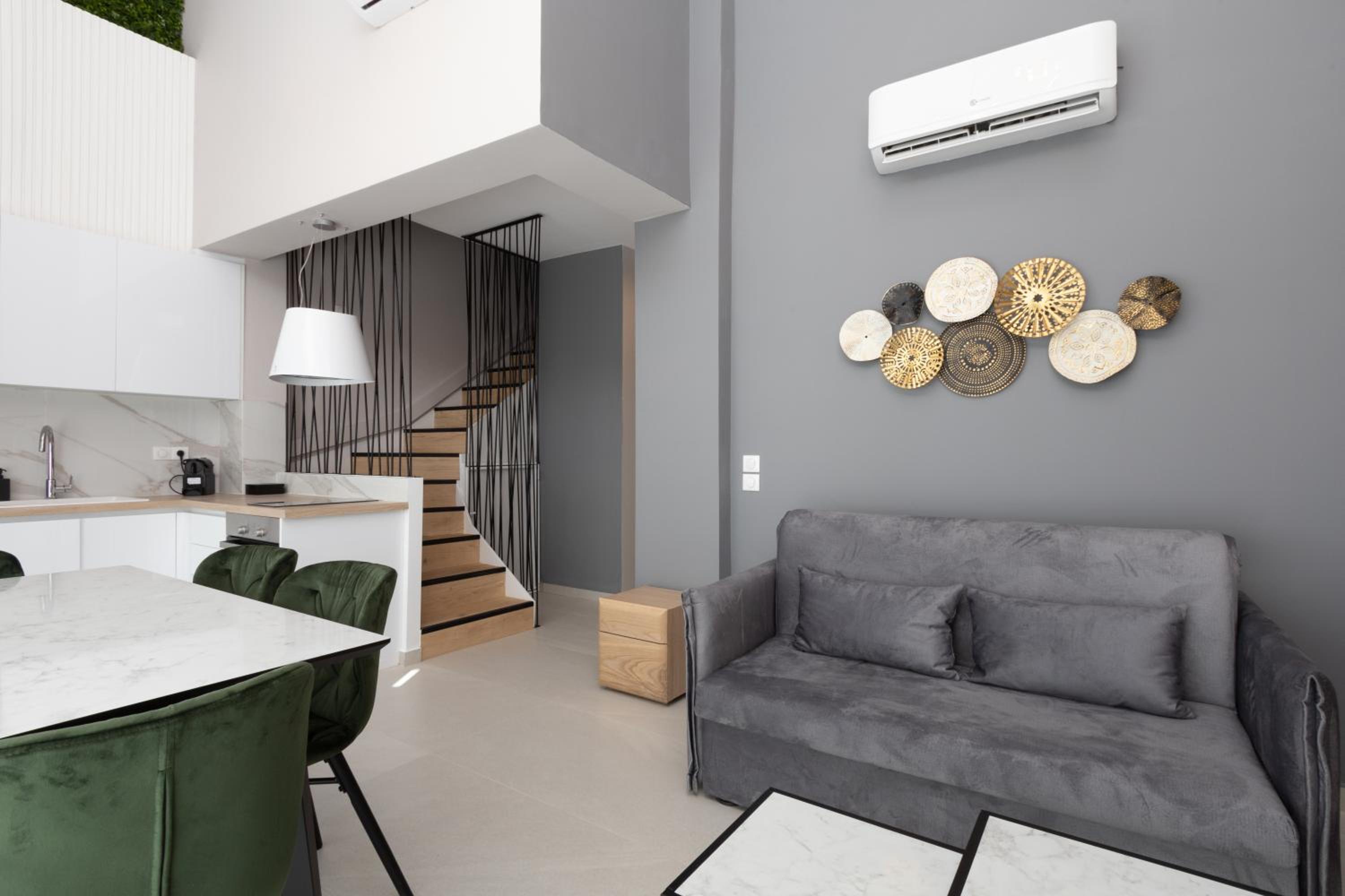 Two-Bedroom Suite with Jacuzzi photo 2