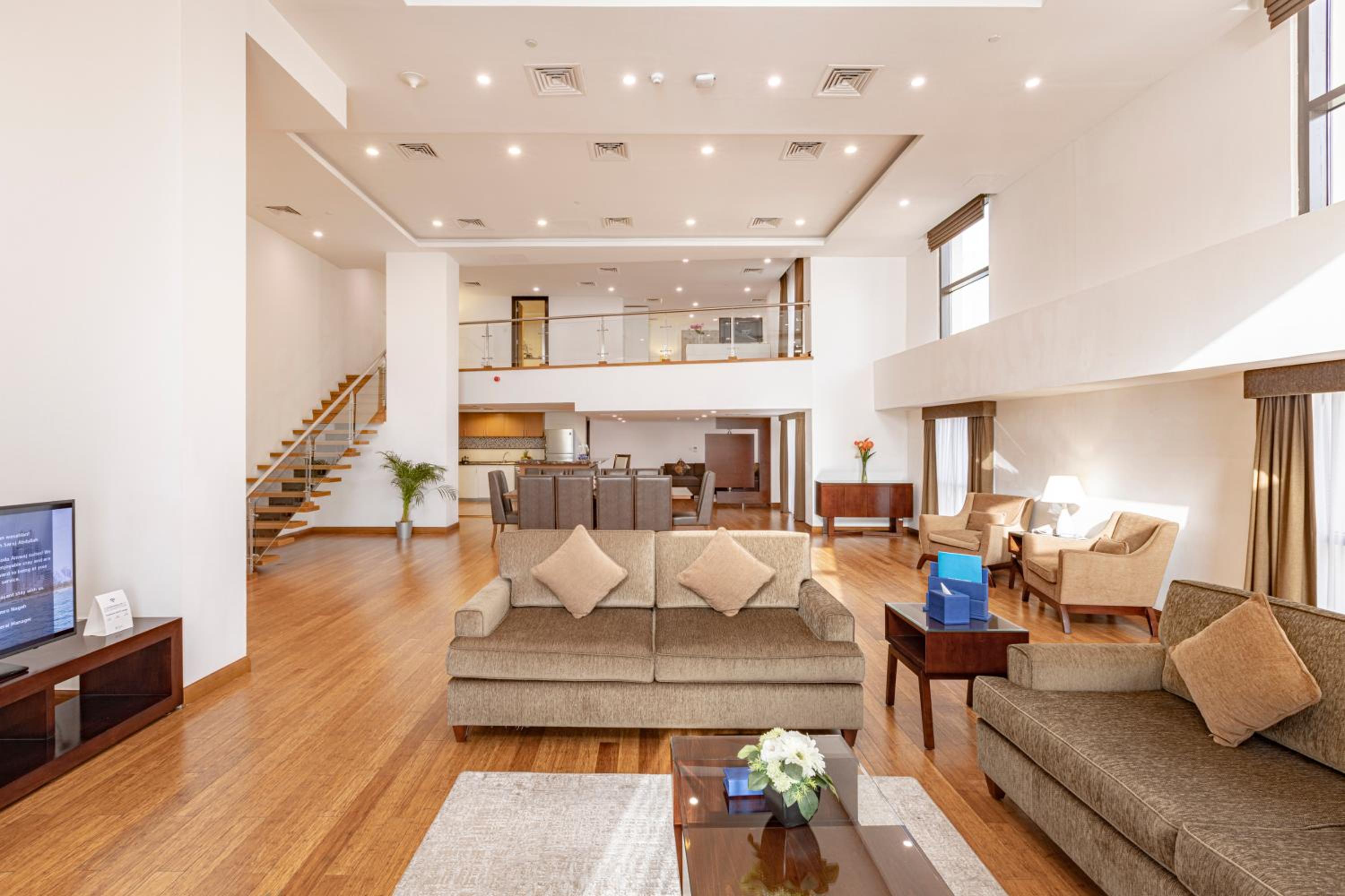 Duplex Loft - 25% off on F&B, Just Steps from JBR Beach photo 1