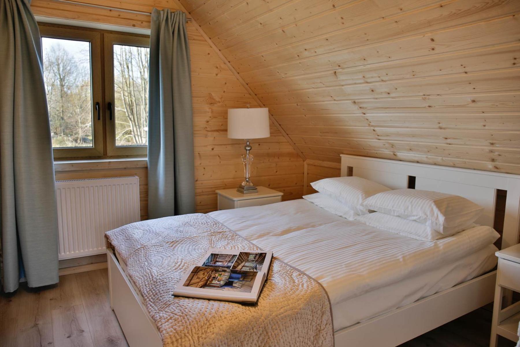 Four-Bedroom House - Photo 9