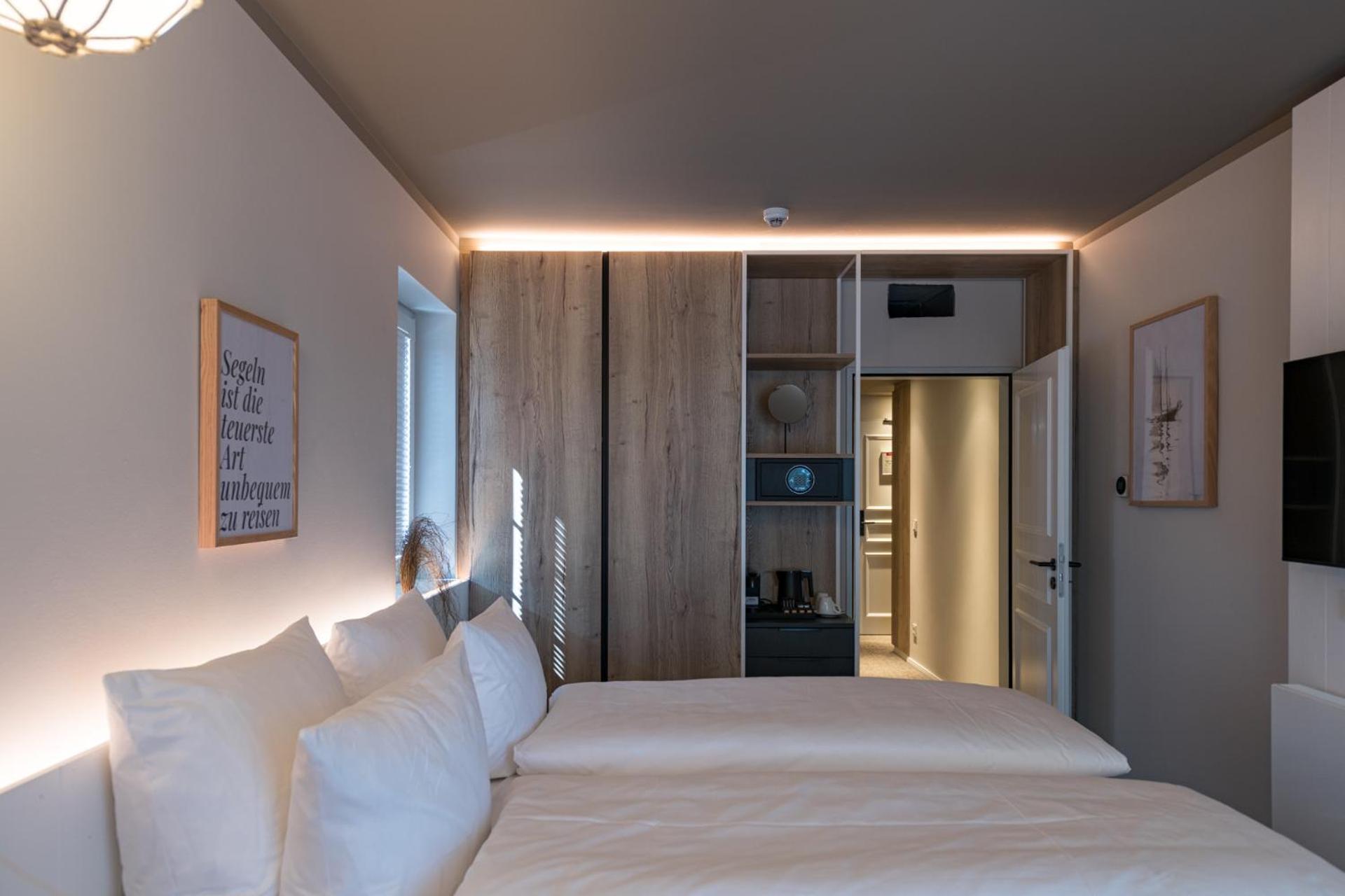 Family Room with Bunk Bed - Photo 1