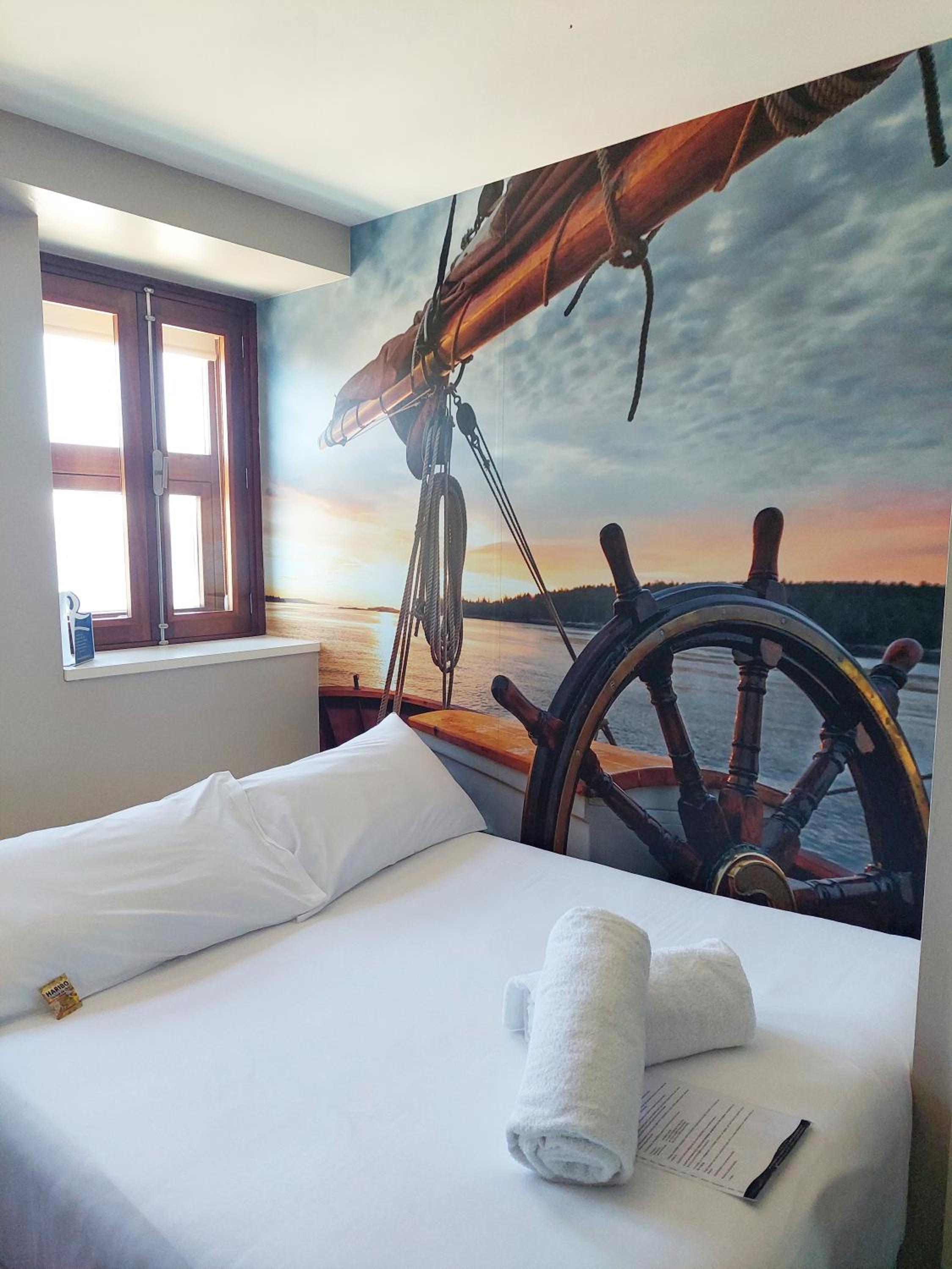 Double Room - Photo 8