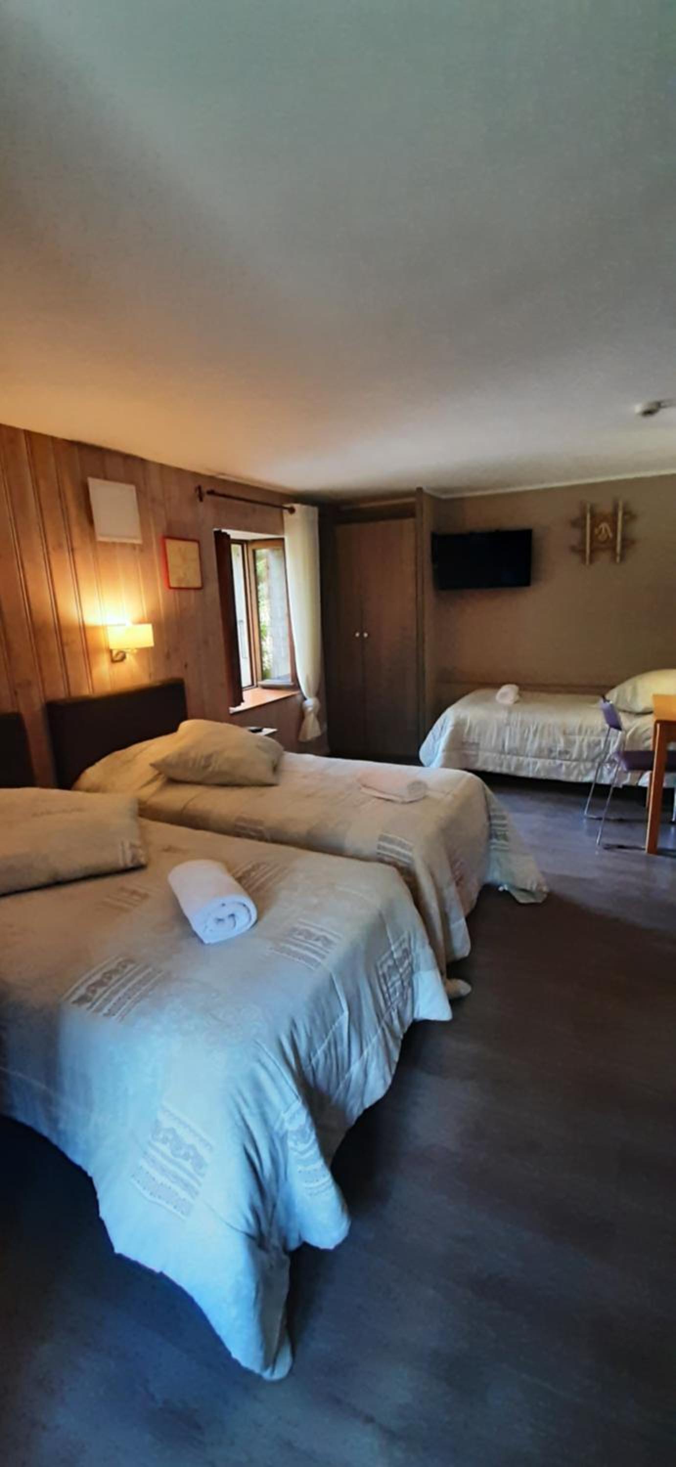 Triple Room