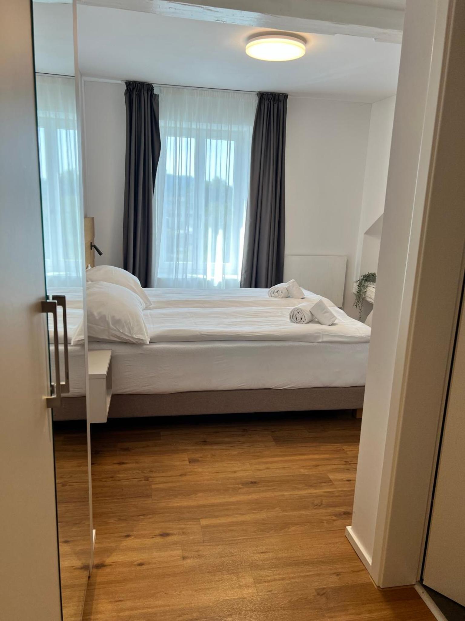 Double Room - Photo 1