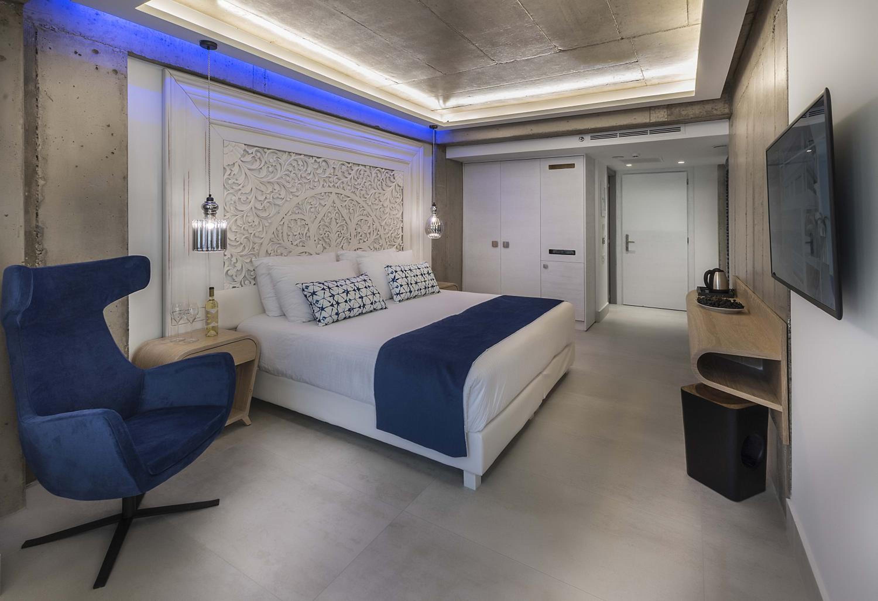 Standard room Side Sea View