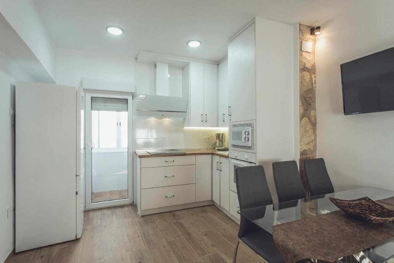 Three-Bedroom Apartment photo 3