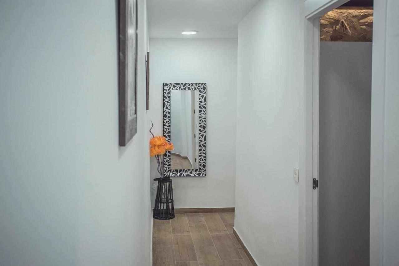 Three-Bedroom Apartment photo 2