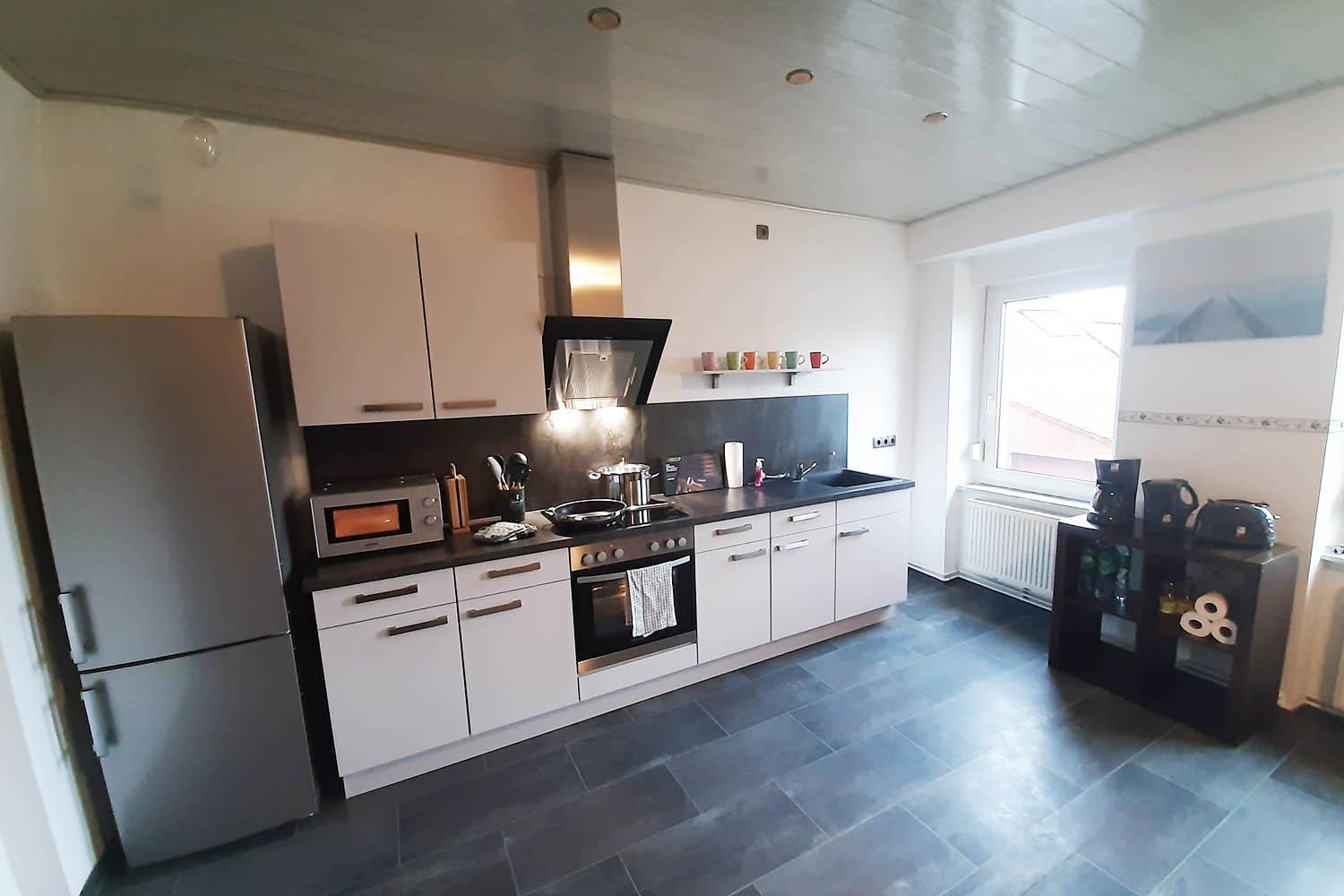 Apartment photo 2
