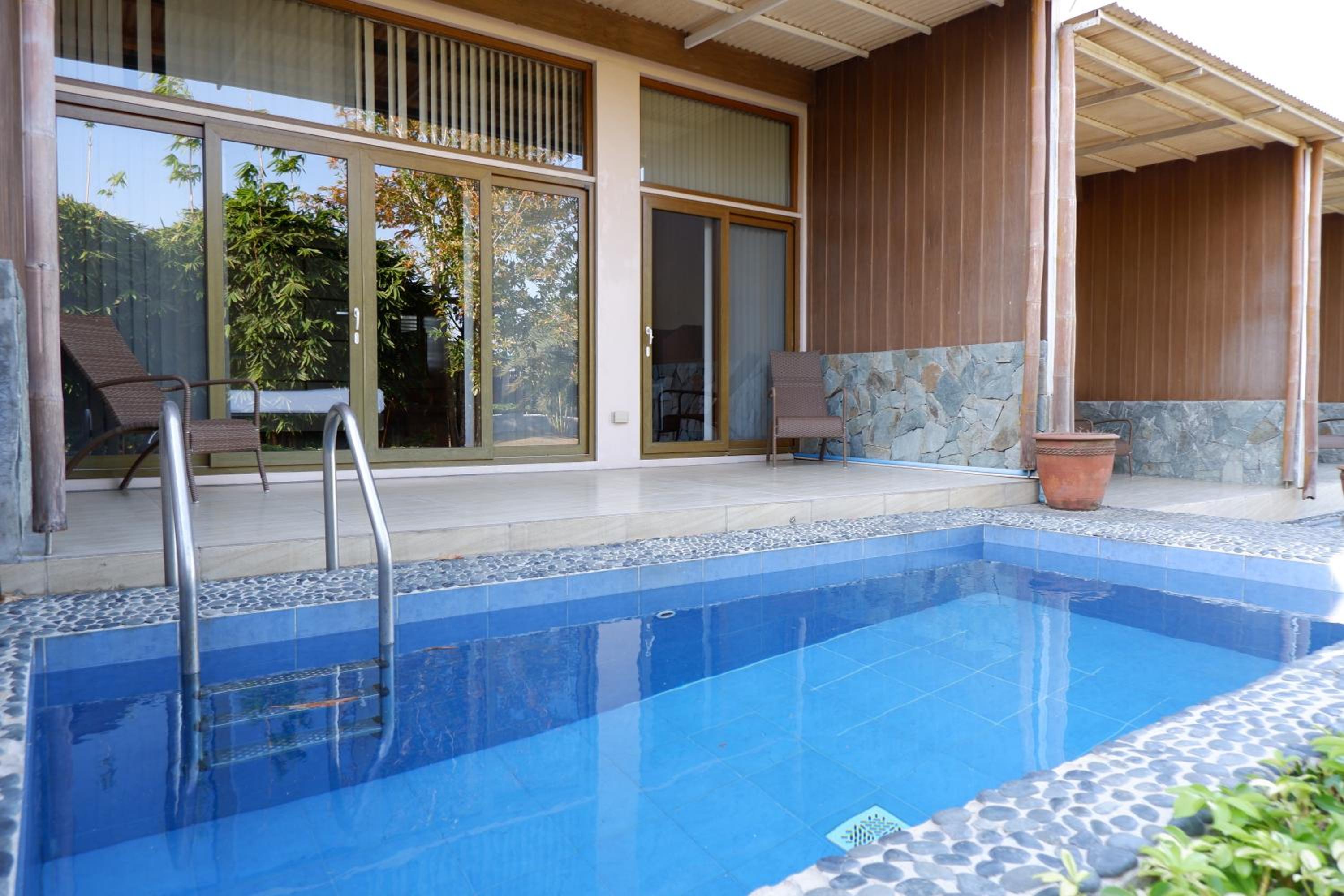 Suite with Private Pool - Photo 6