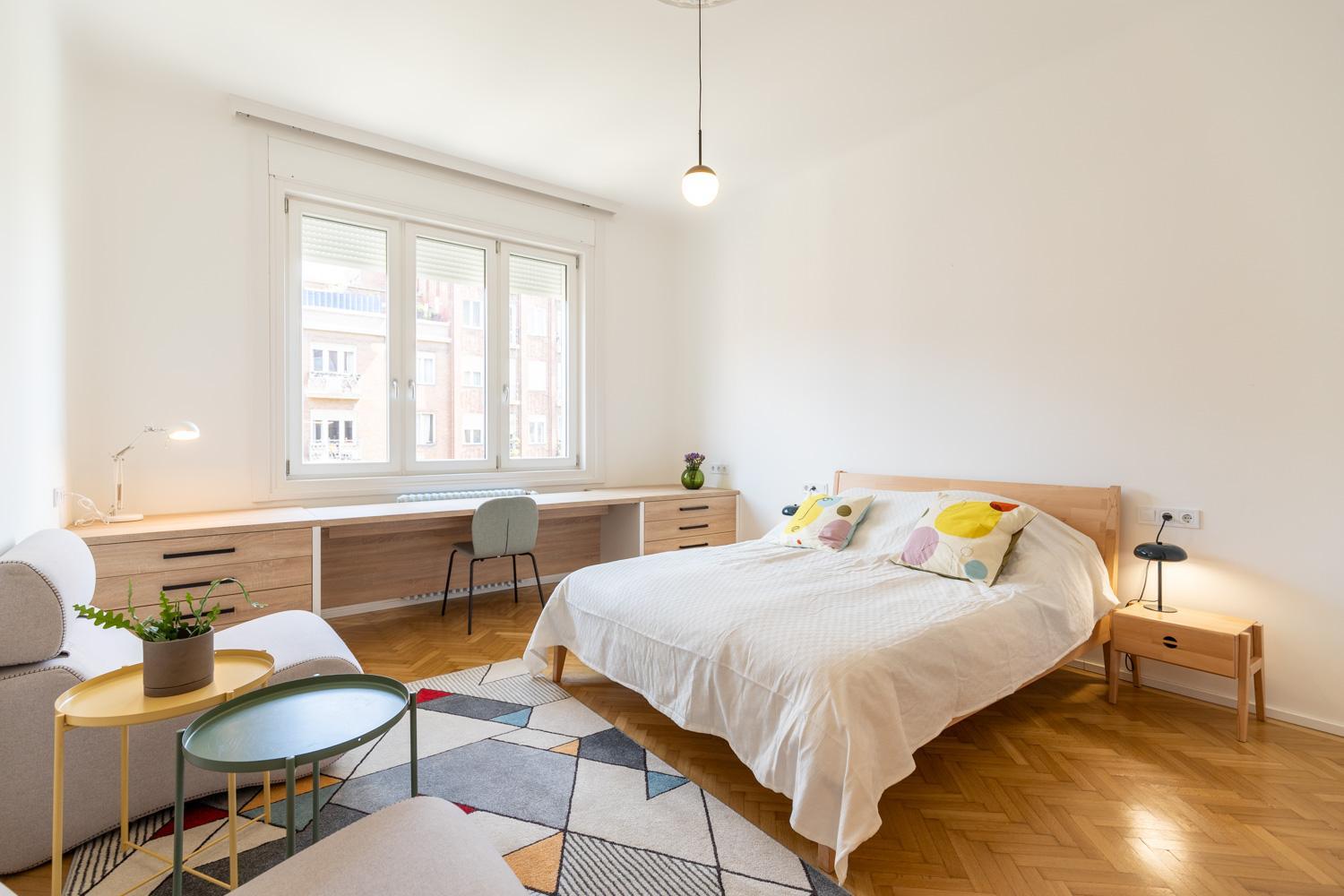 One-Bedroom Apartment - Photo 4
