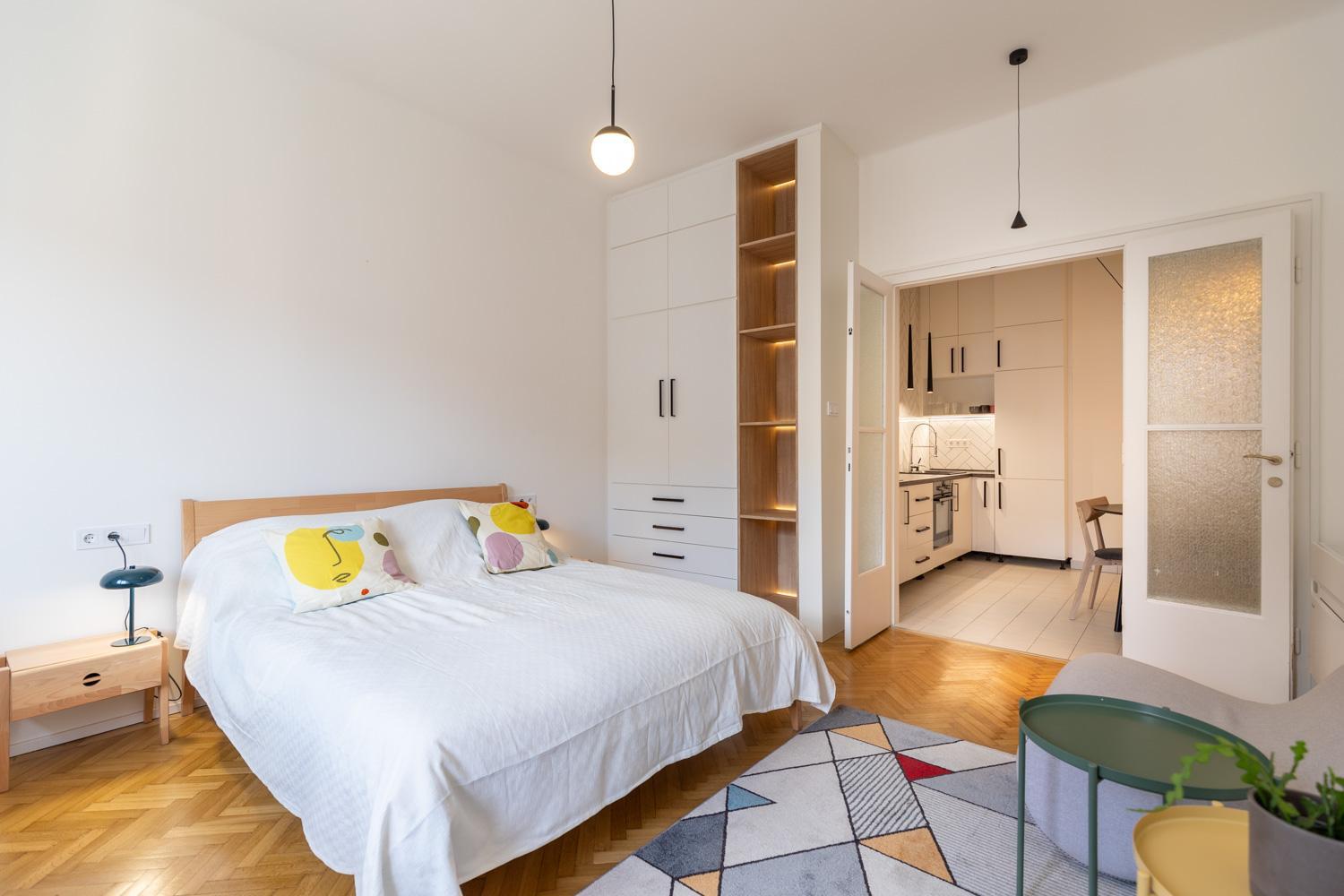One-Bedroom Apartment - Photo 10