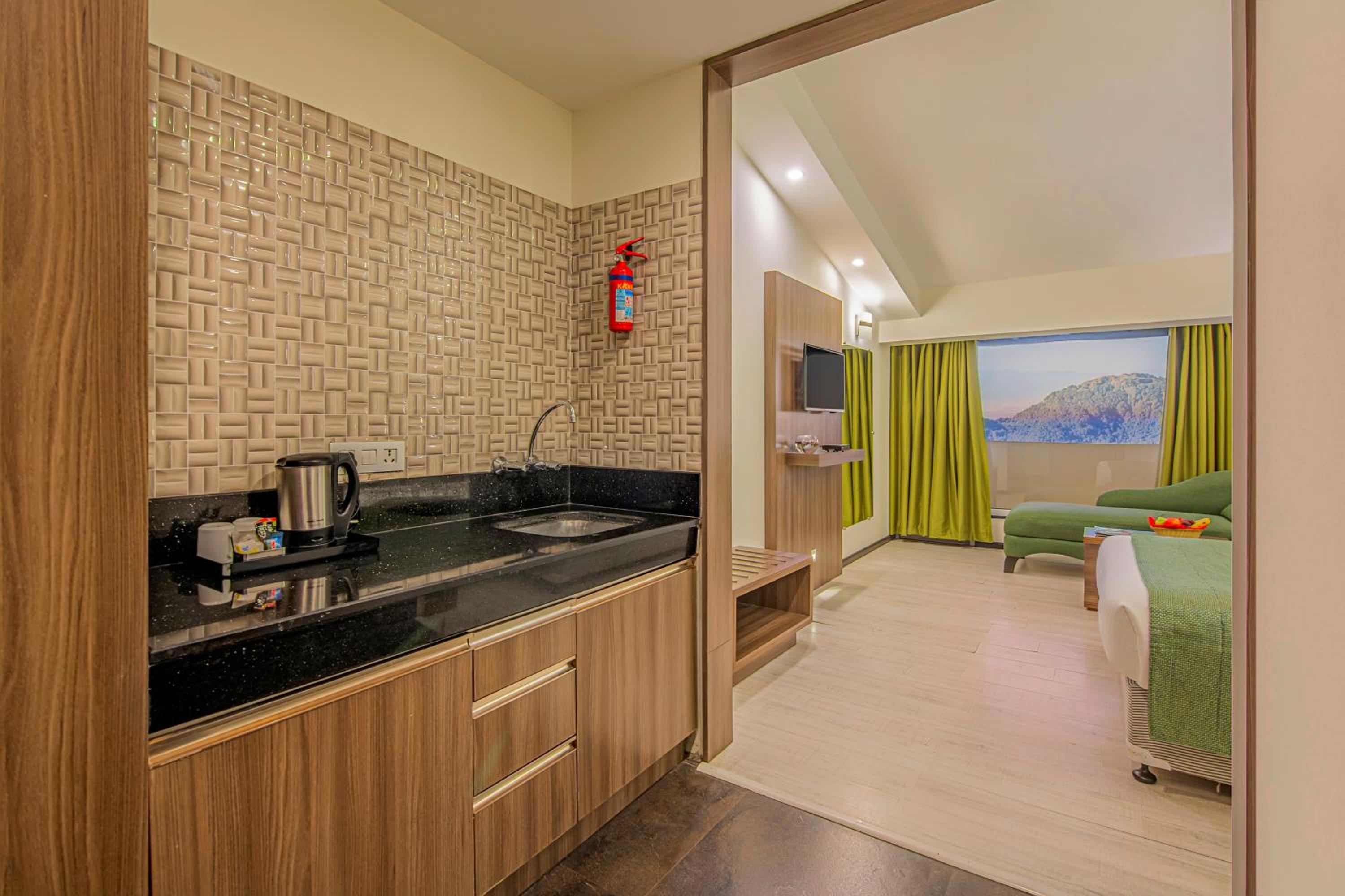 Valley View Premier Room with Balcony - Photo 2