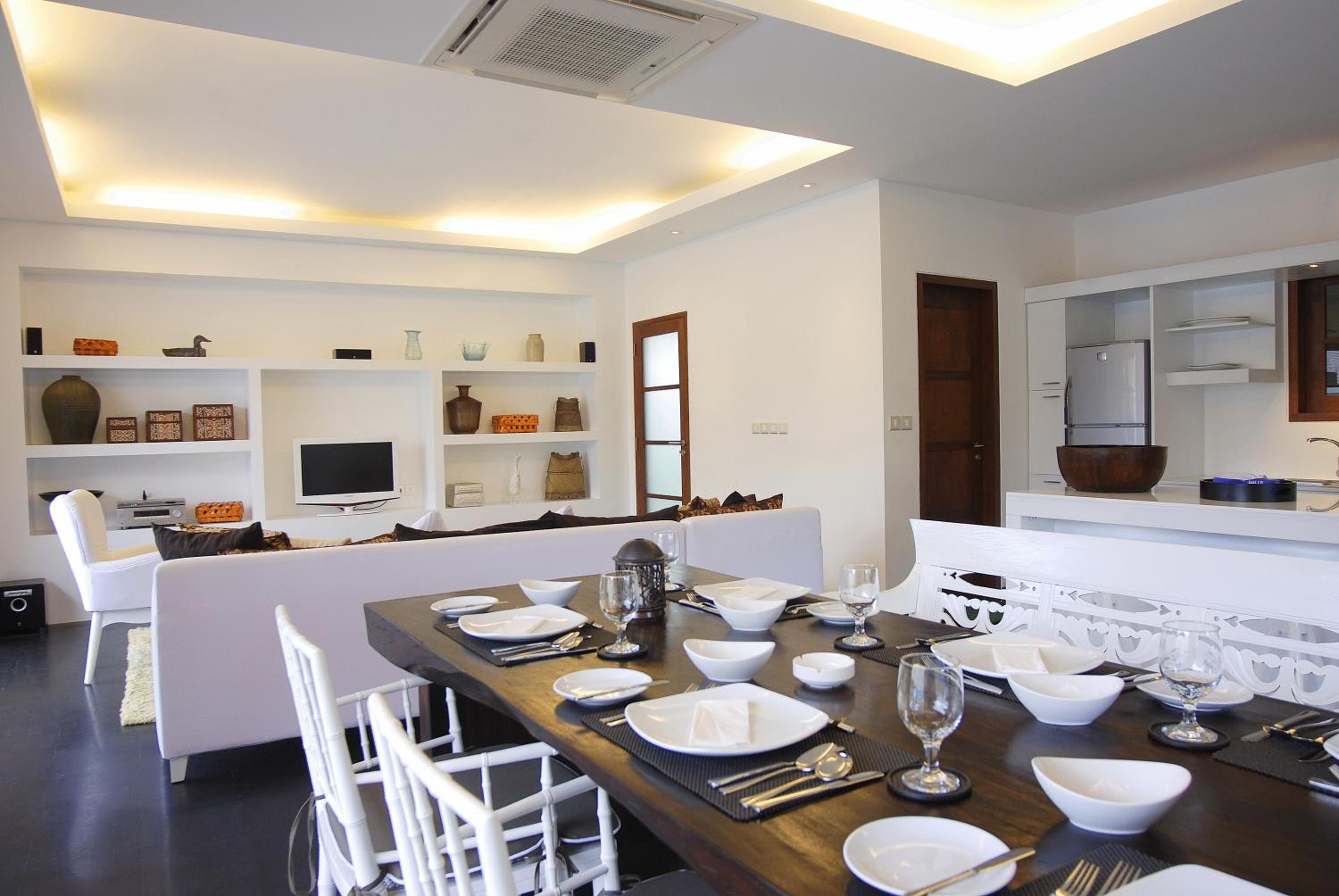 Two-Bedroom Villa with Private Pool - Photo 12