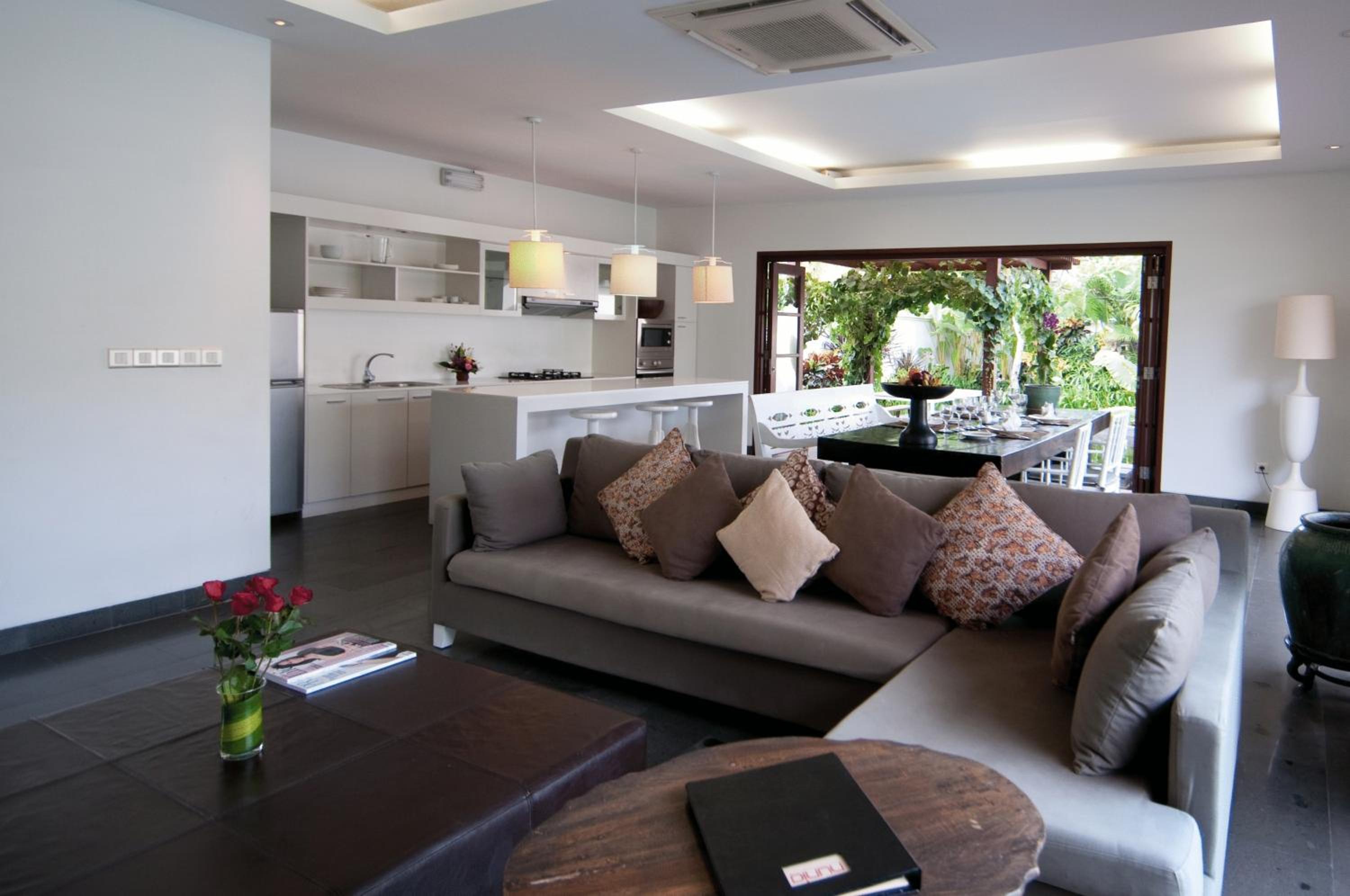 Two-Bedroom Villa with Private Pool - Photo 8