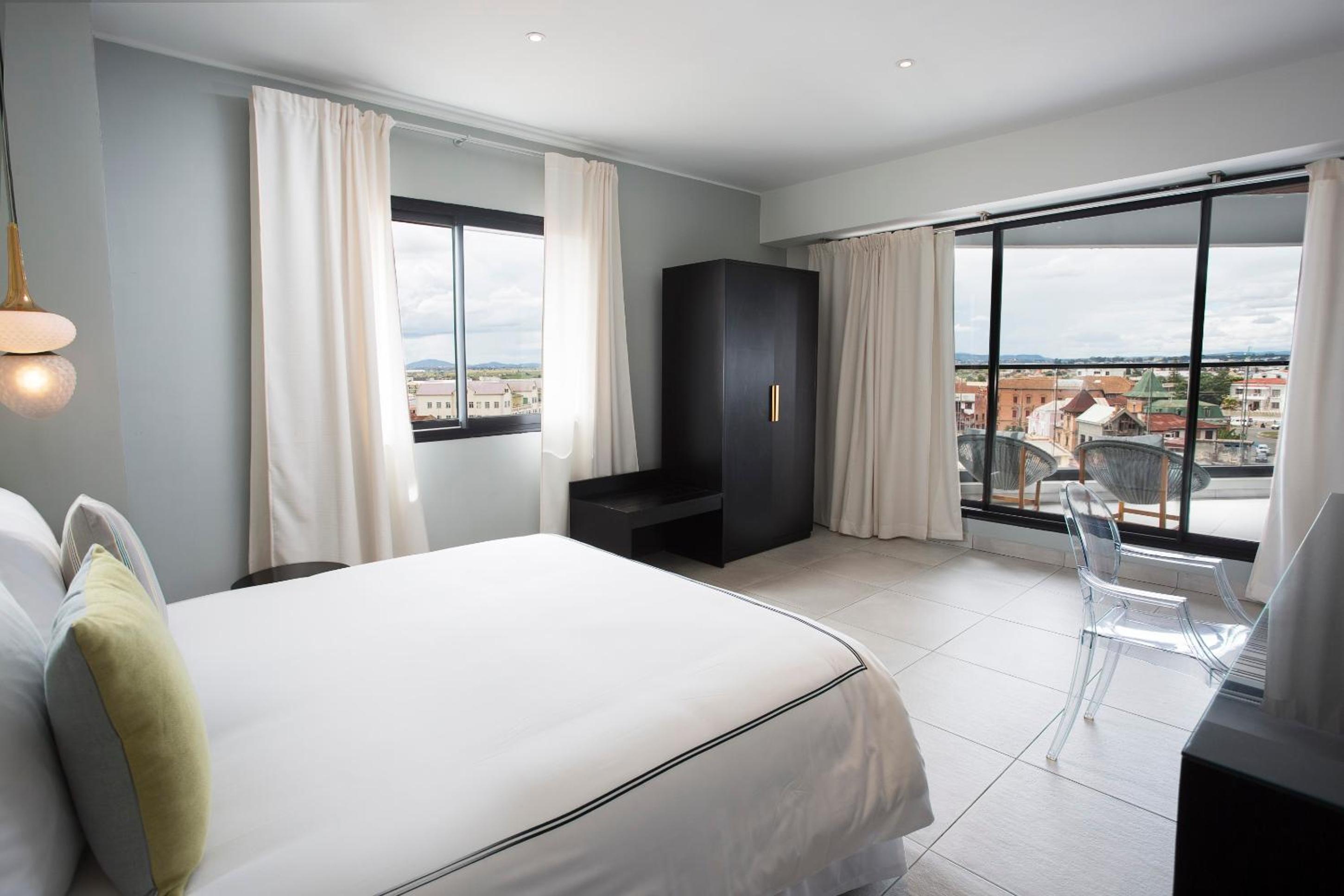 Two Bedroom Family Suite - Photo 1