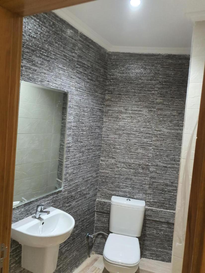 Apartment - Photo 2