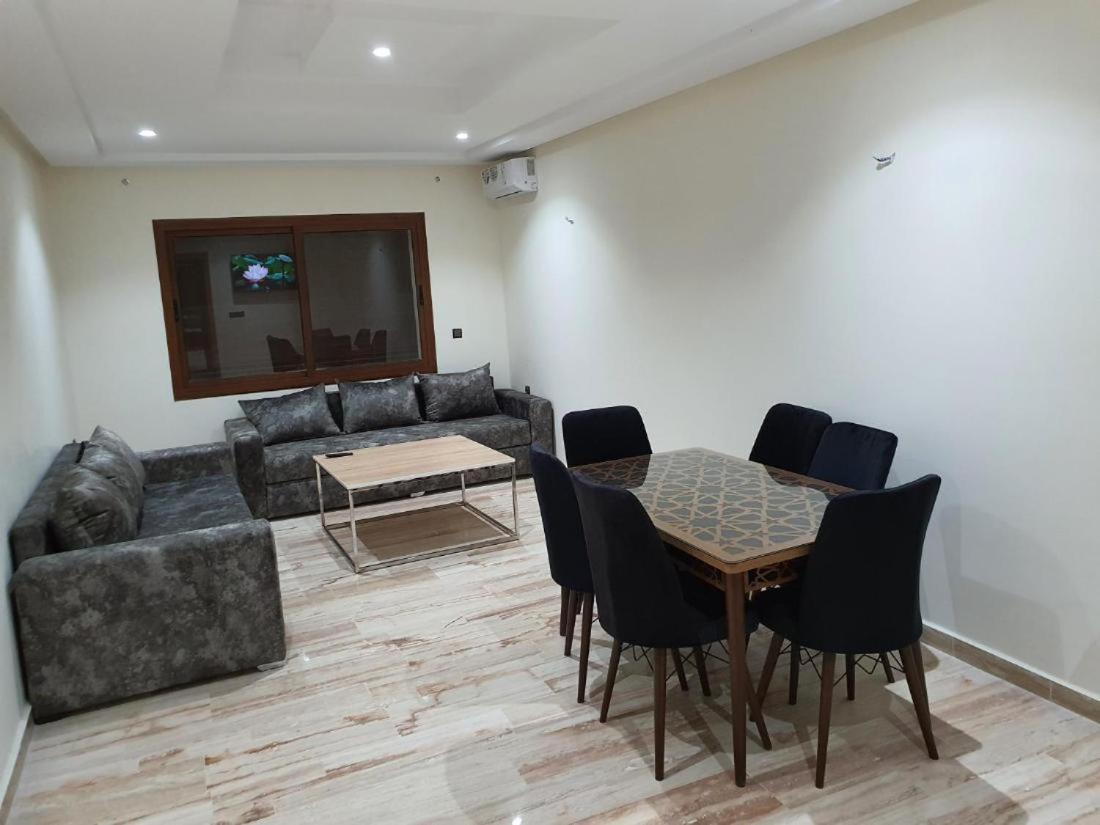 Apartment - Photo 1