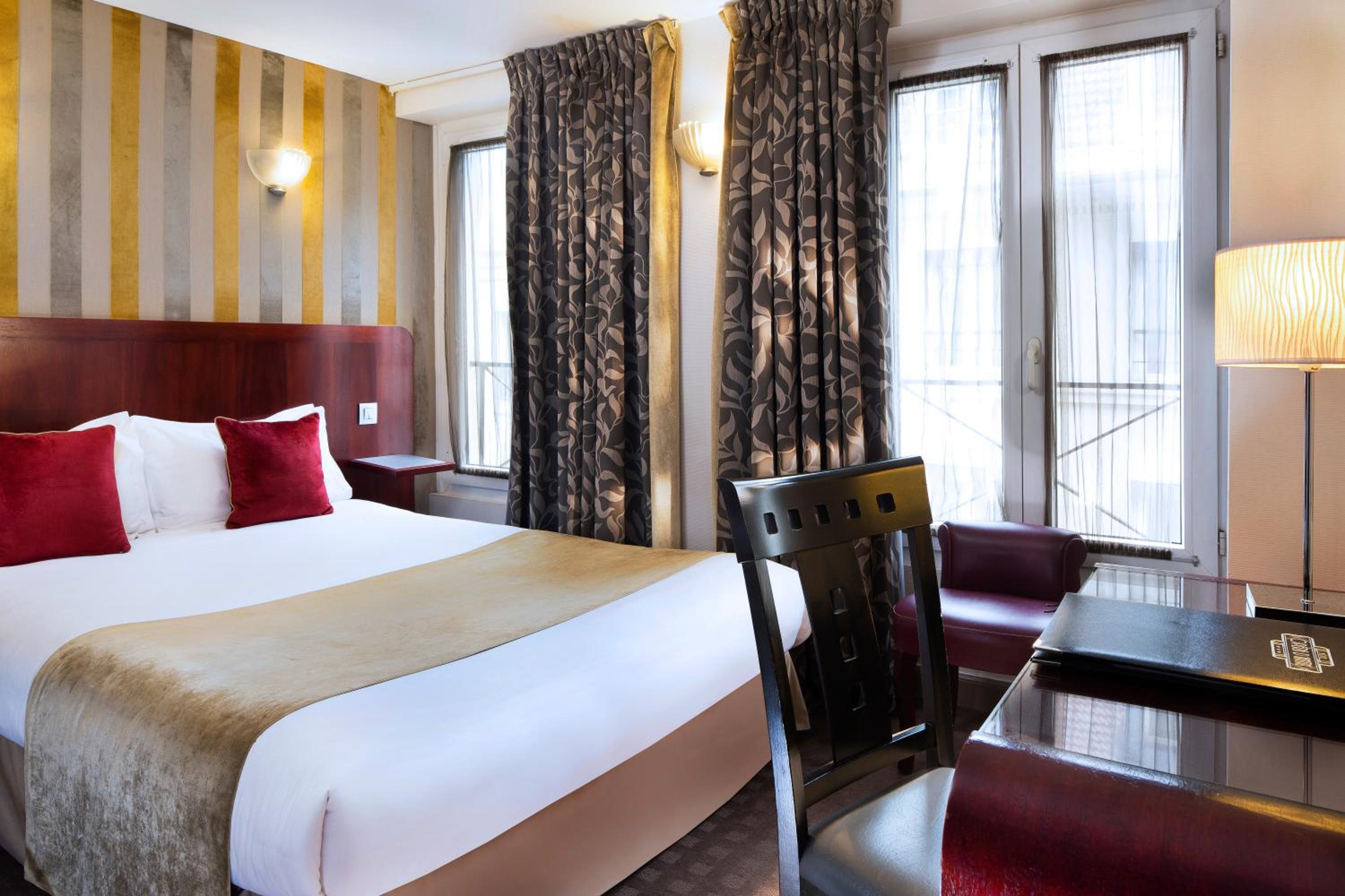 Classic Double Room
