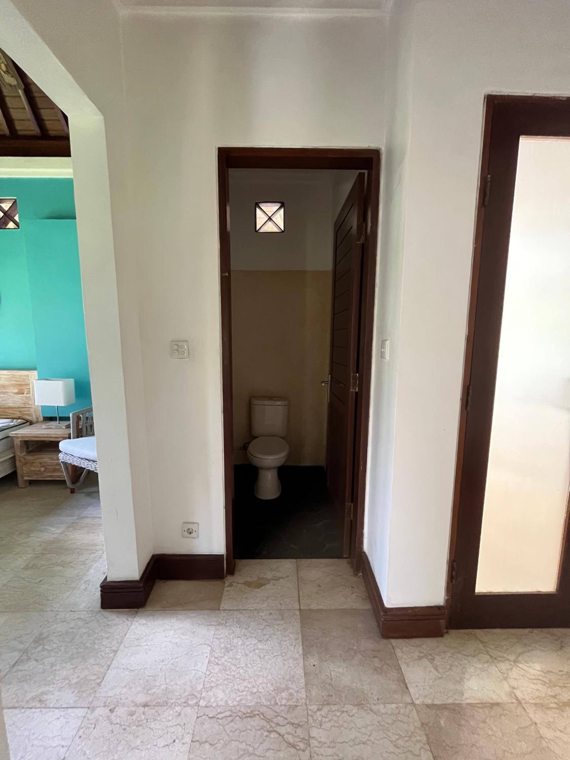 Deluxe Double Room with Bath - Photo 3