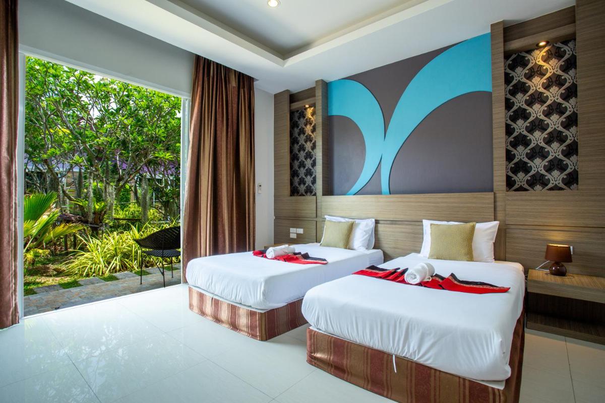 Deluxe Twin Room photo 2