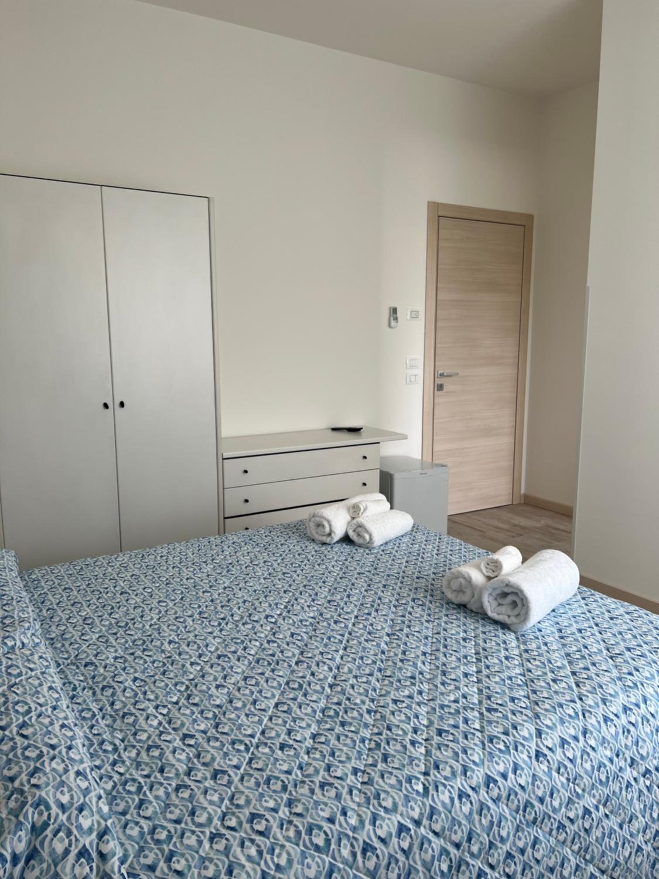 Standard Double Room - Photo 4