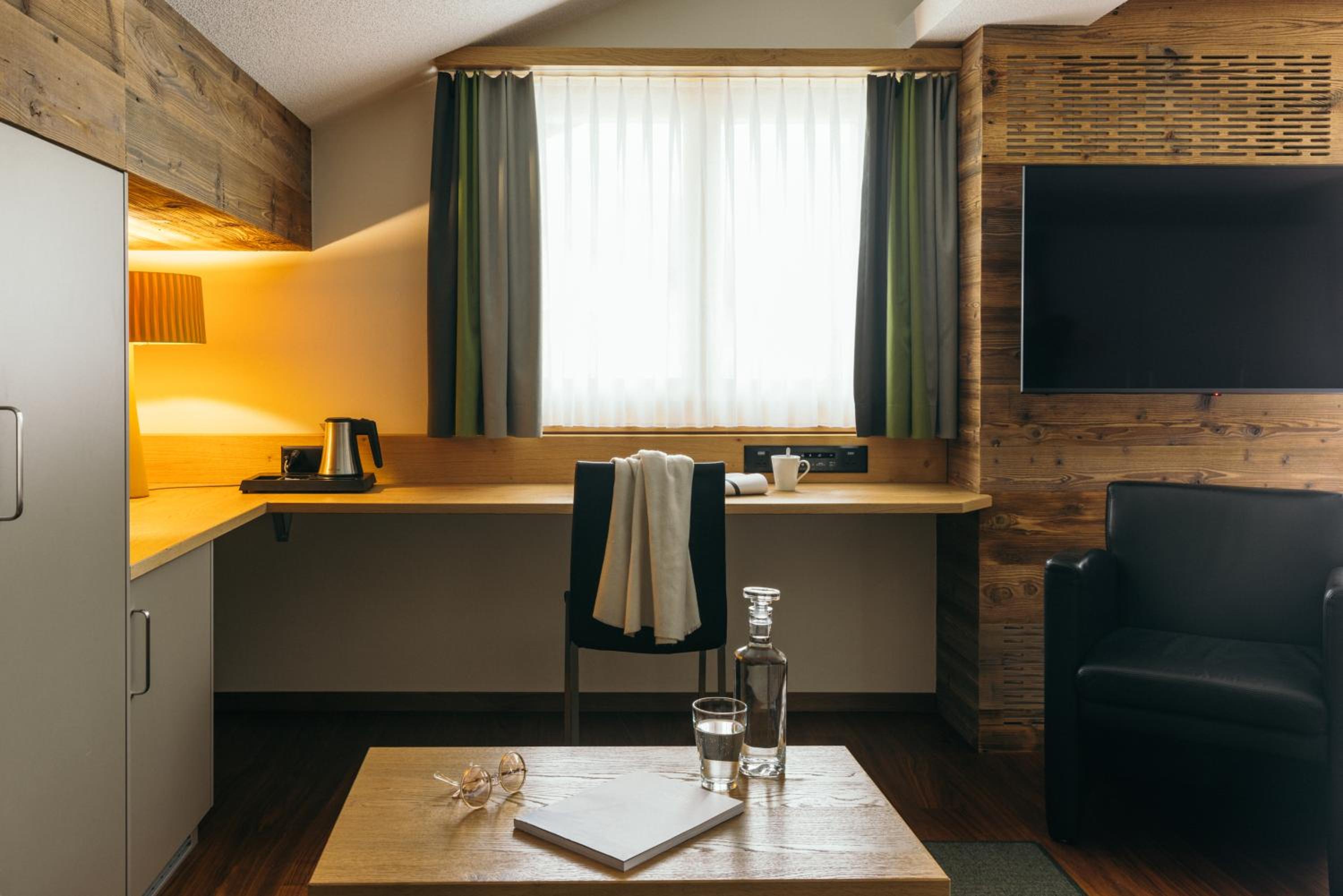 Junior Suite with Matterhorn View - Photo 5