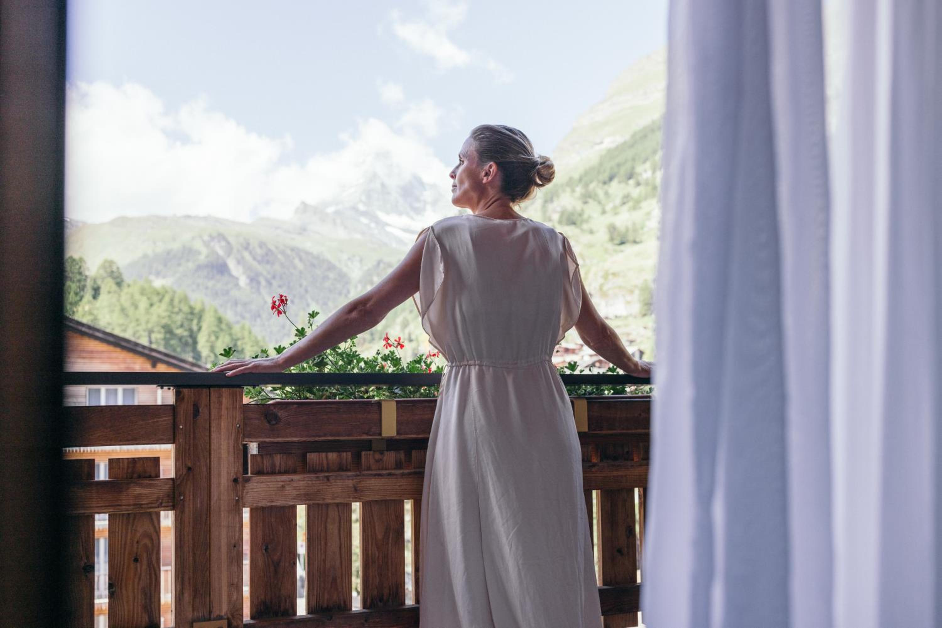 Junior Suite with Matterhorn View - Photo 7