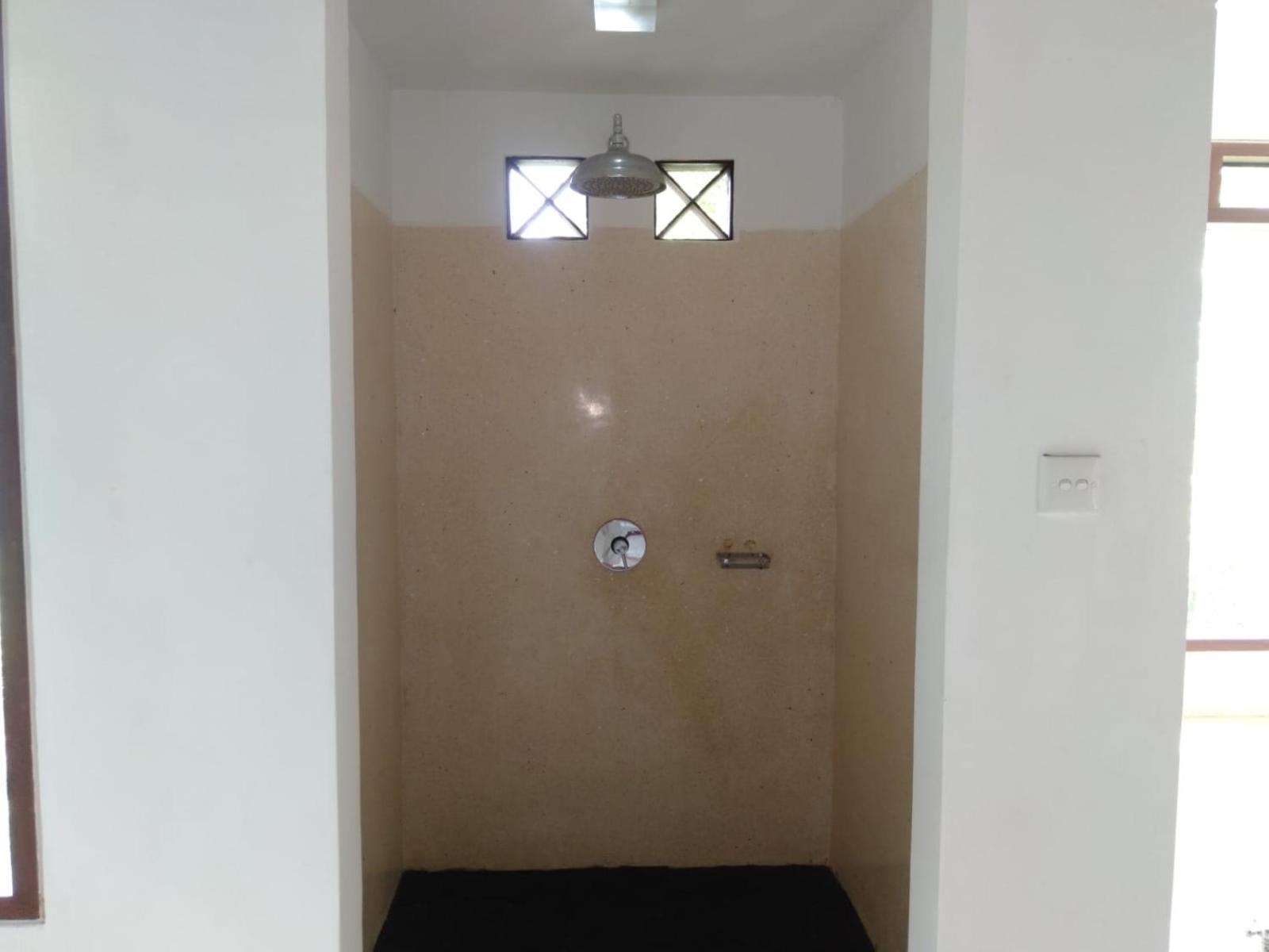 Deluxe Double Room with Bath - Photo 24