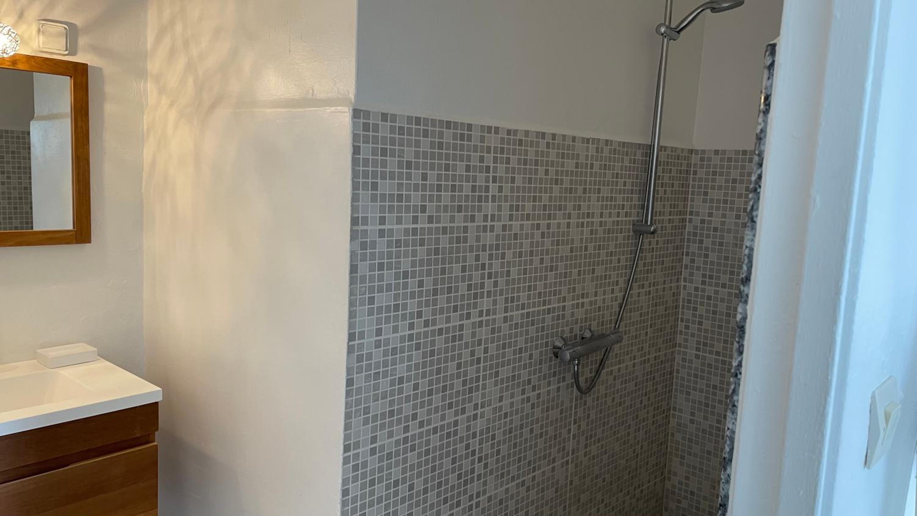 Superior Triple Room with Sea View - Photo 6