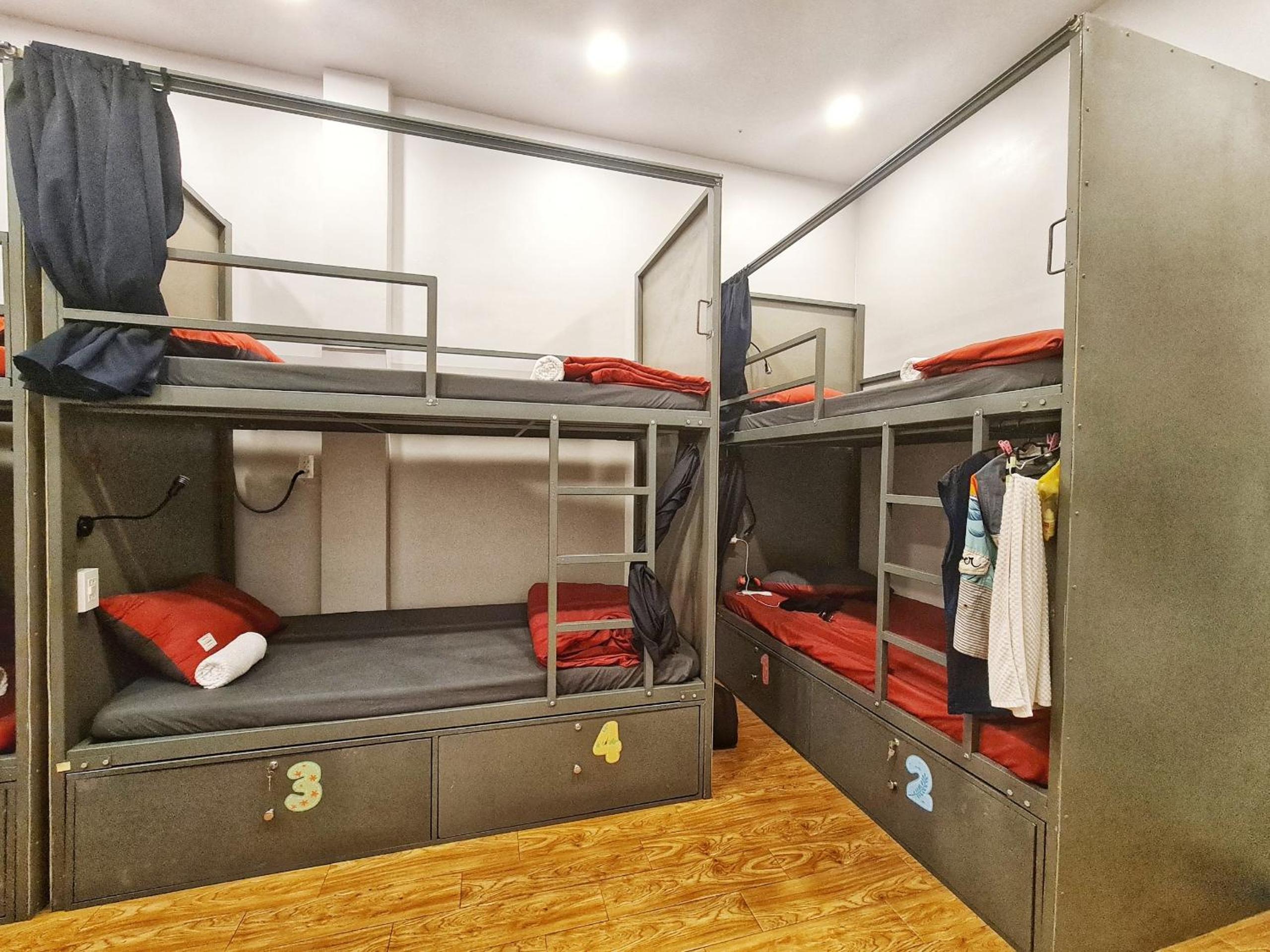 4-Bed Mixed Dormitory Room photo 2