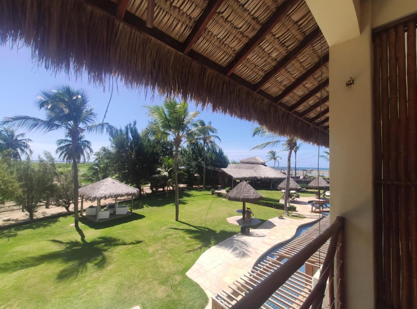 Deluxe Suite with Sea View photo 2
